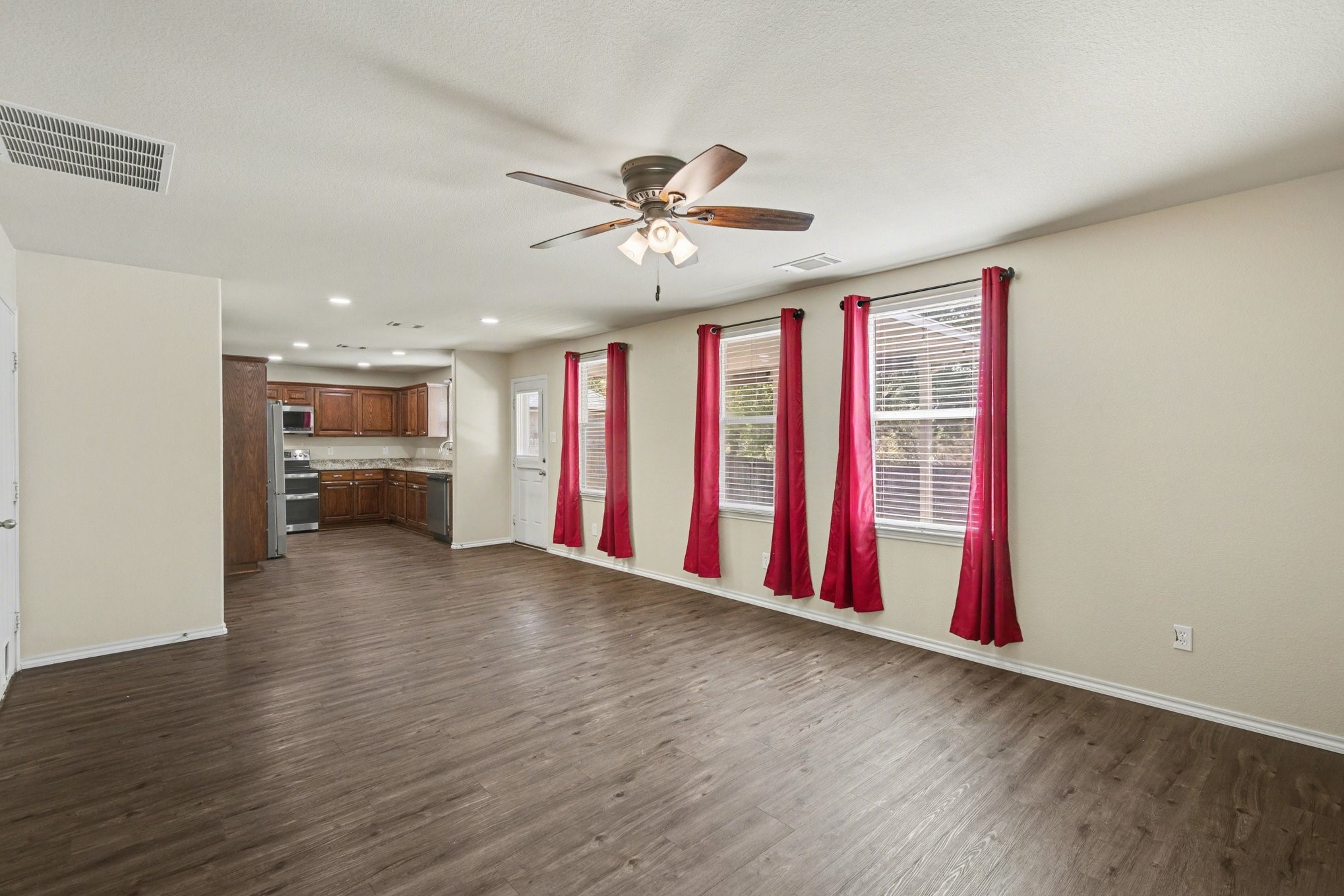 1349 Hillside Drive Burleson TX 76028