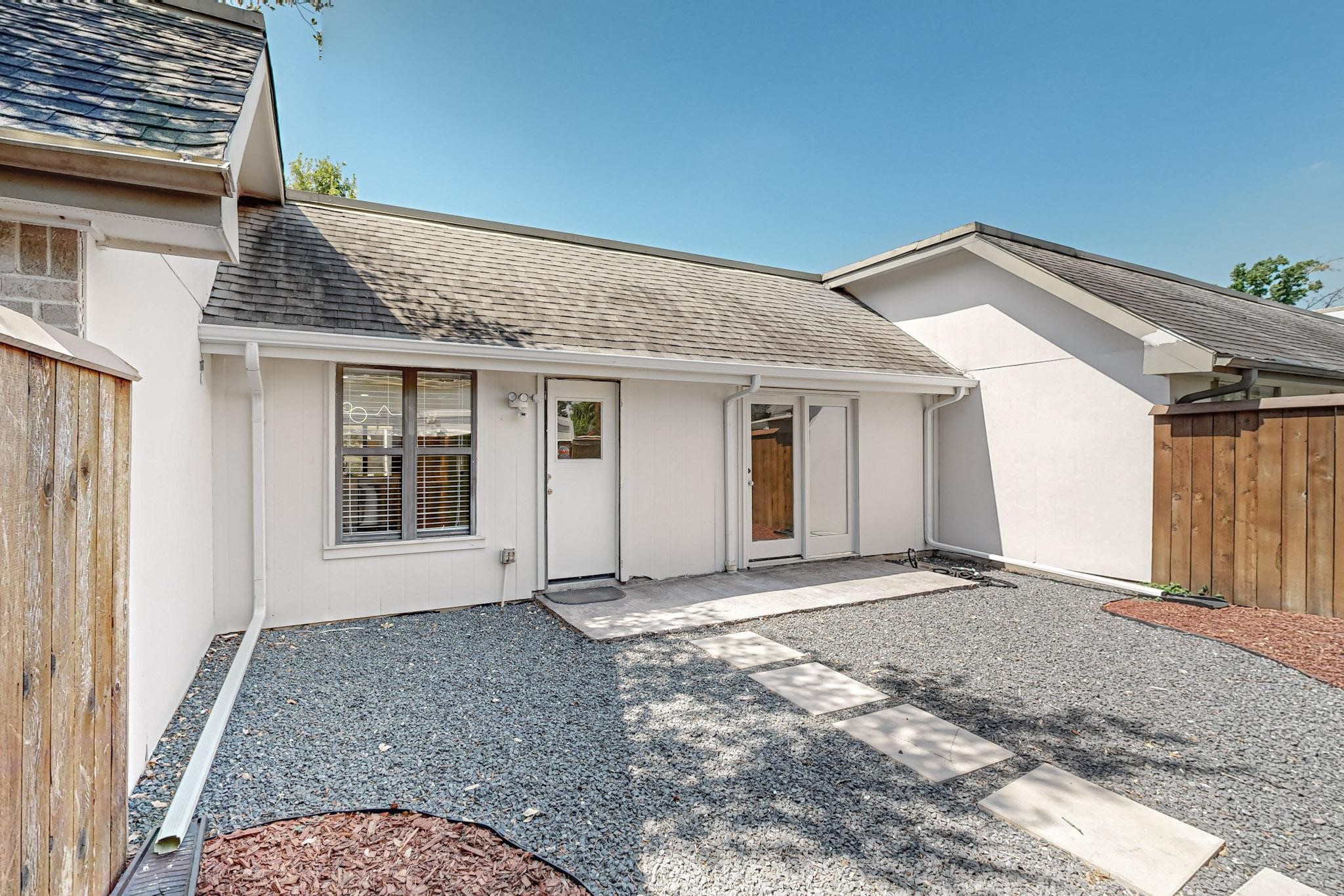 13838 Methuen Green Street Dallas TX 75240
