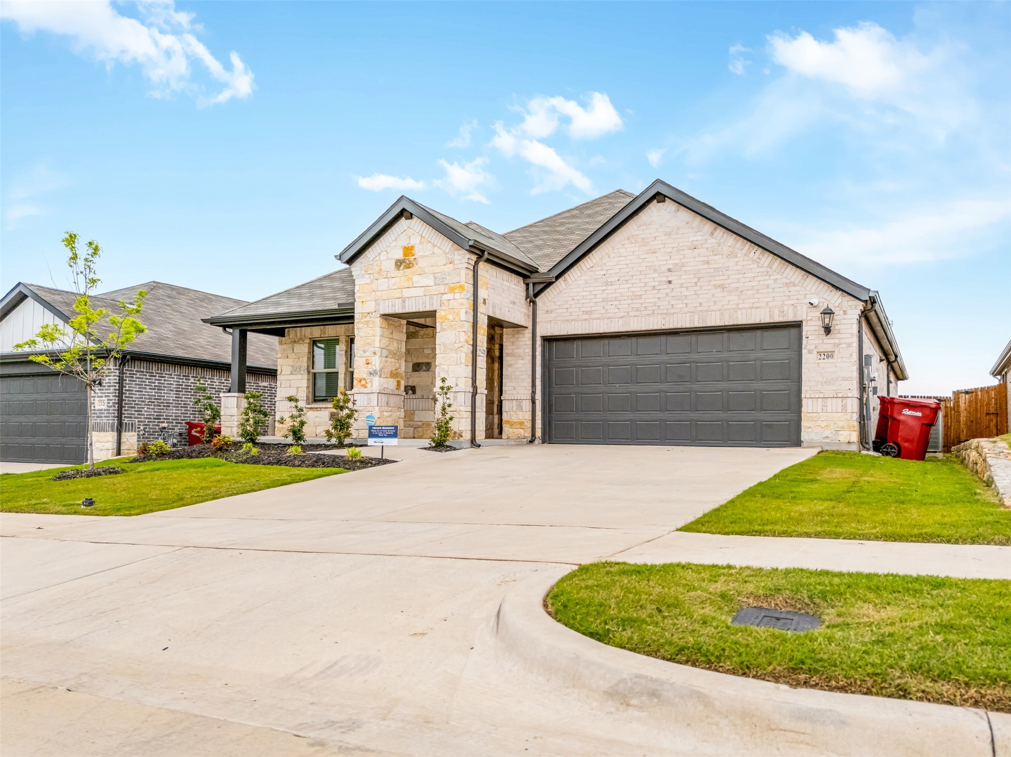2200 Dunbar Drive Sherman TX 75092