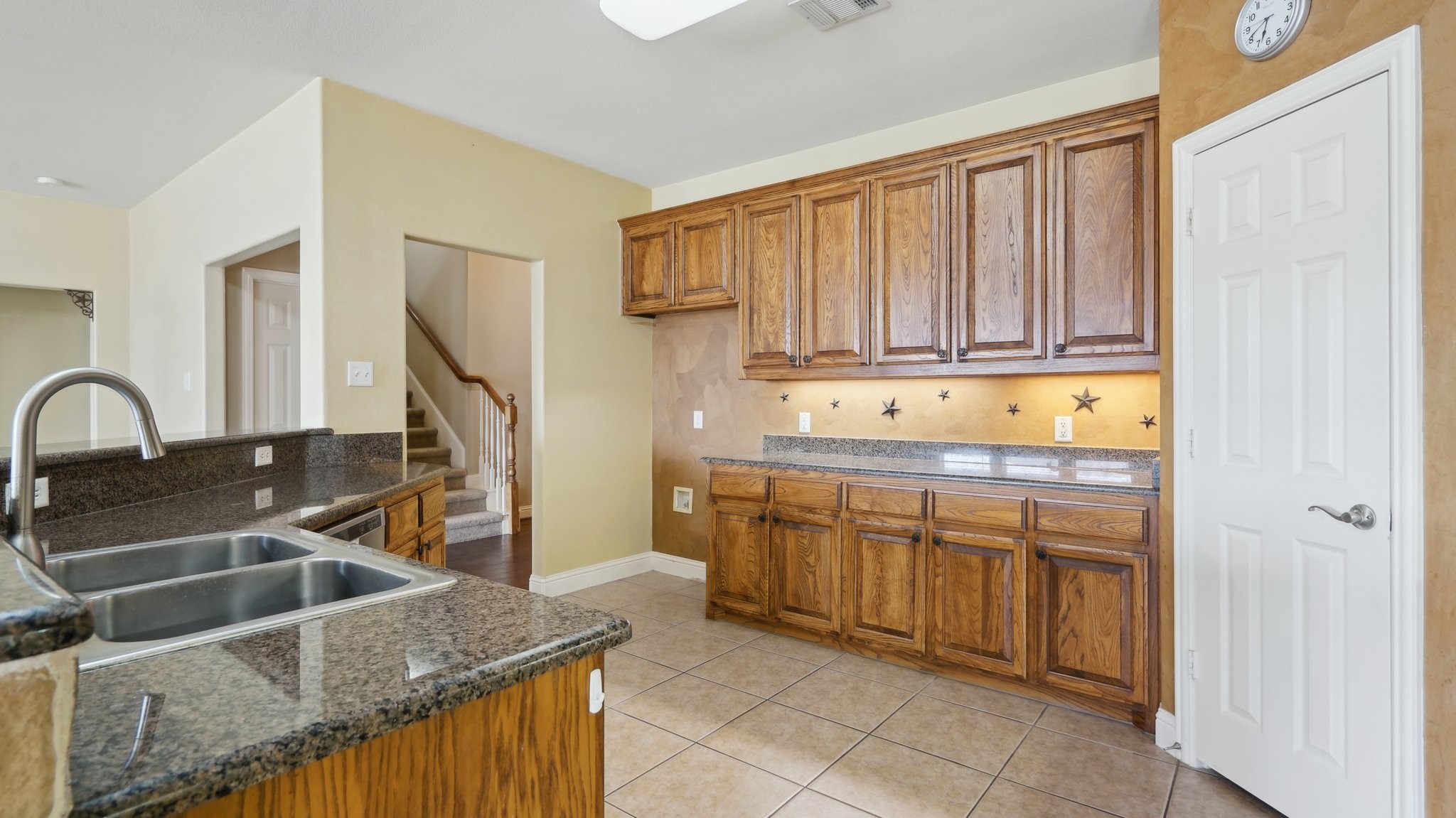 313 Country Lakes Drive Argyle TX 76226