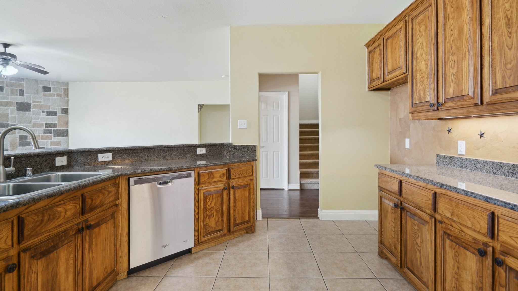 313 Country Lakes Drive Argyle TX 76226