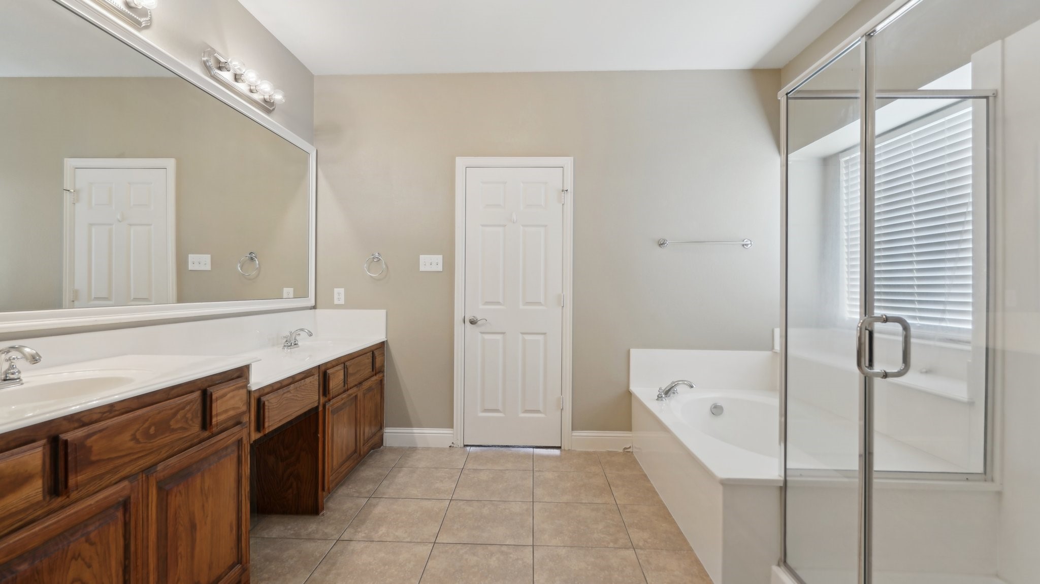 313 Country Lakes Drive Argyle TX 76226