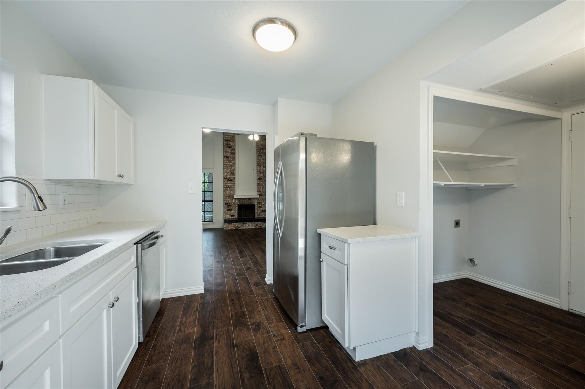 3054 Harbinger Lane Dallas TX 75287