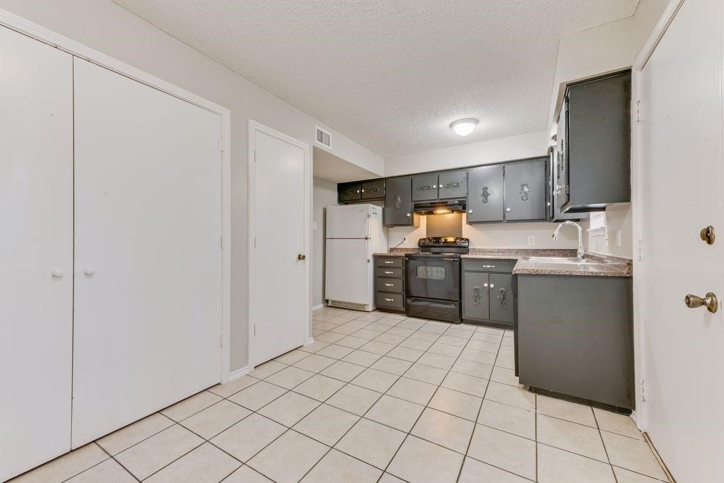 1726 W Sanford Street Arlington TX 76012