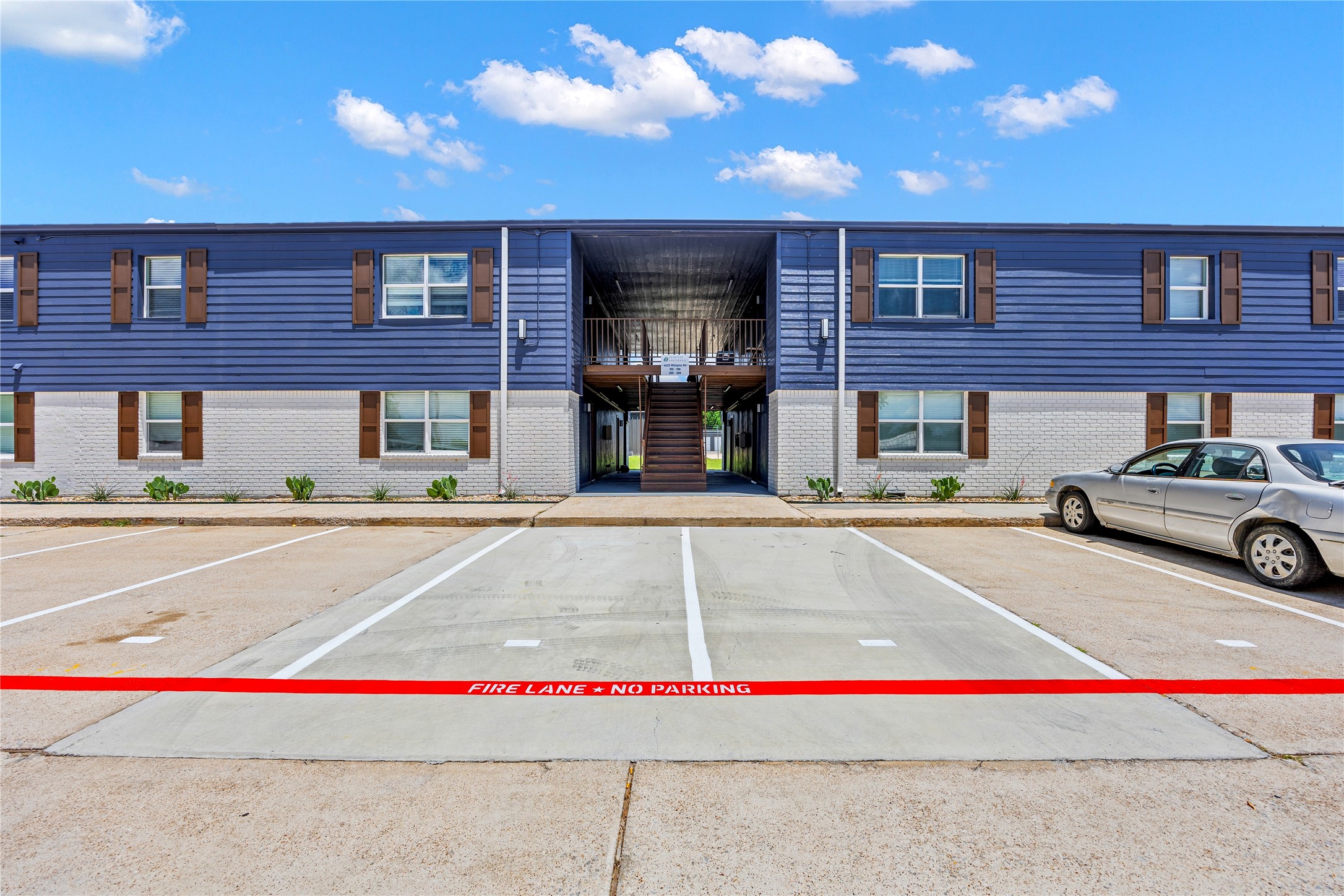 4639 Williams Road Benbrook TX 76116