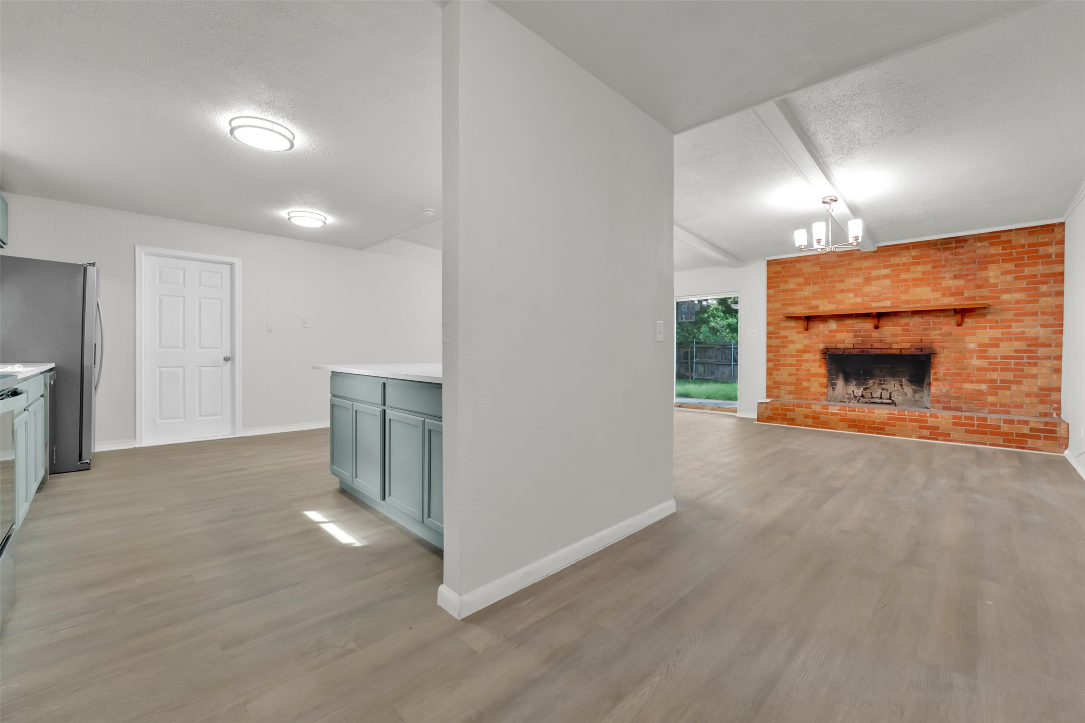 2630 Pasteur Avenue Dallas TX 75228