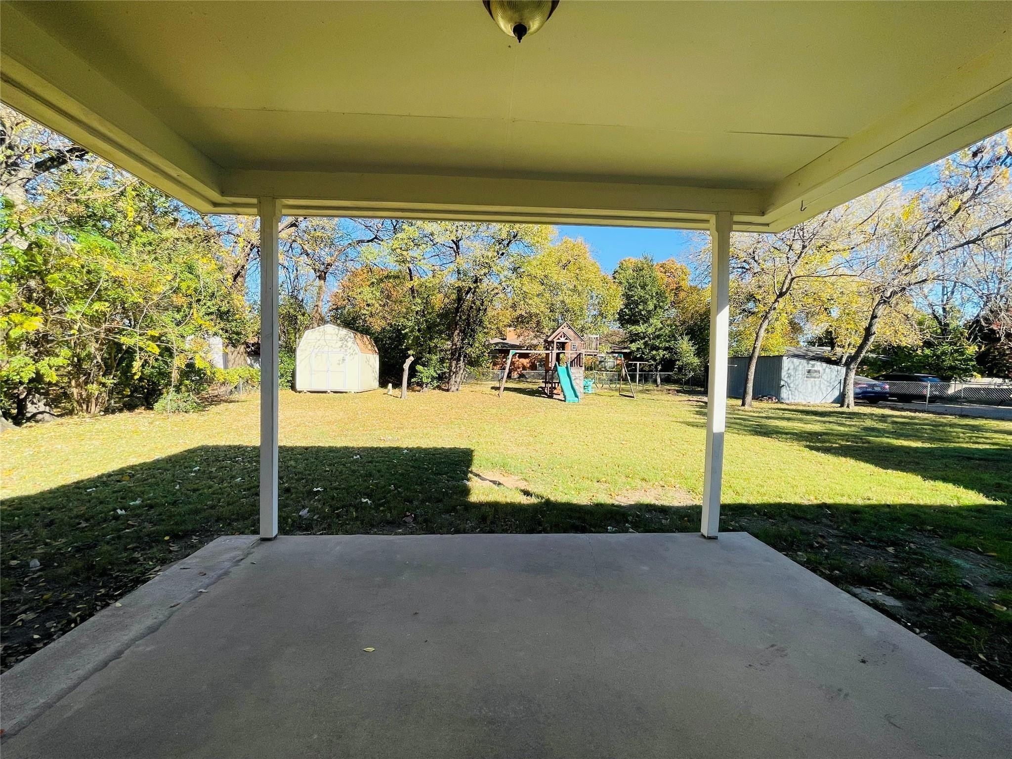 5000 Barbara Road River Oaks TX 76114