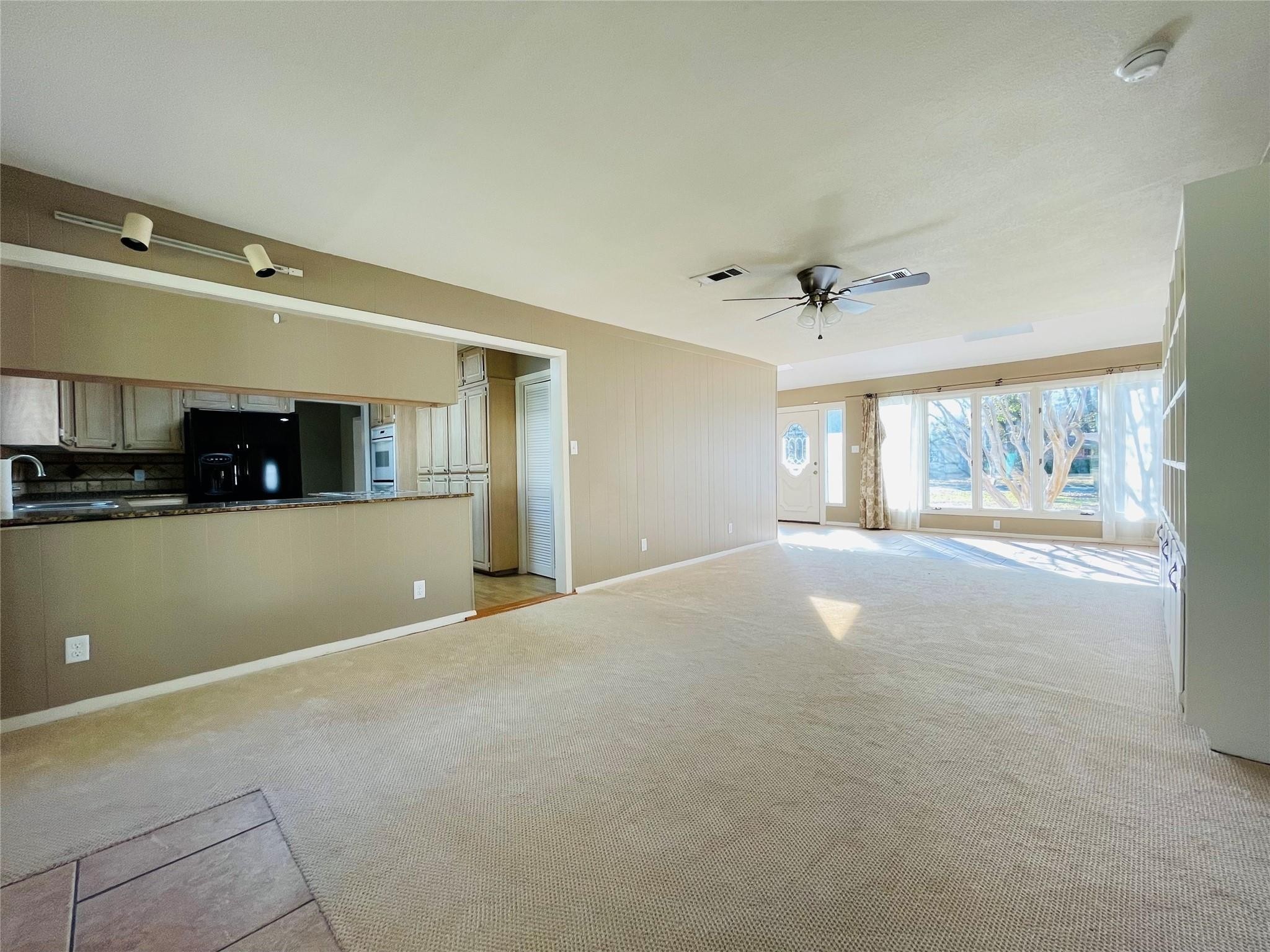 5000 Barbara Road River Oaks TX 76114