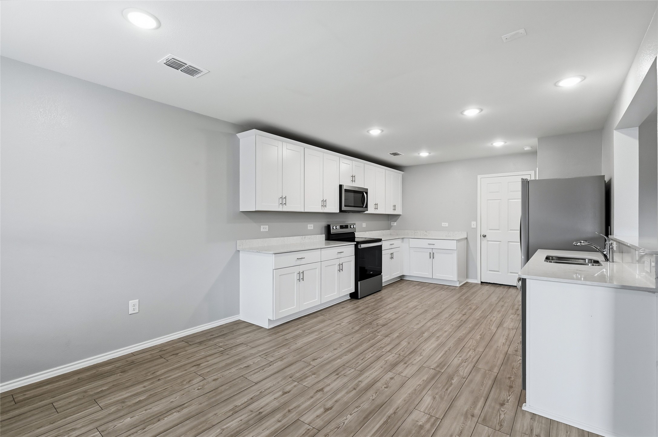412 Glenwick Lane Van Alstyne TX 75495