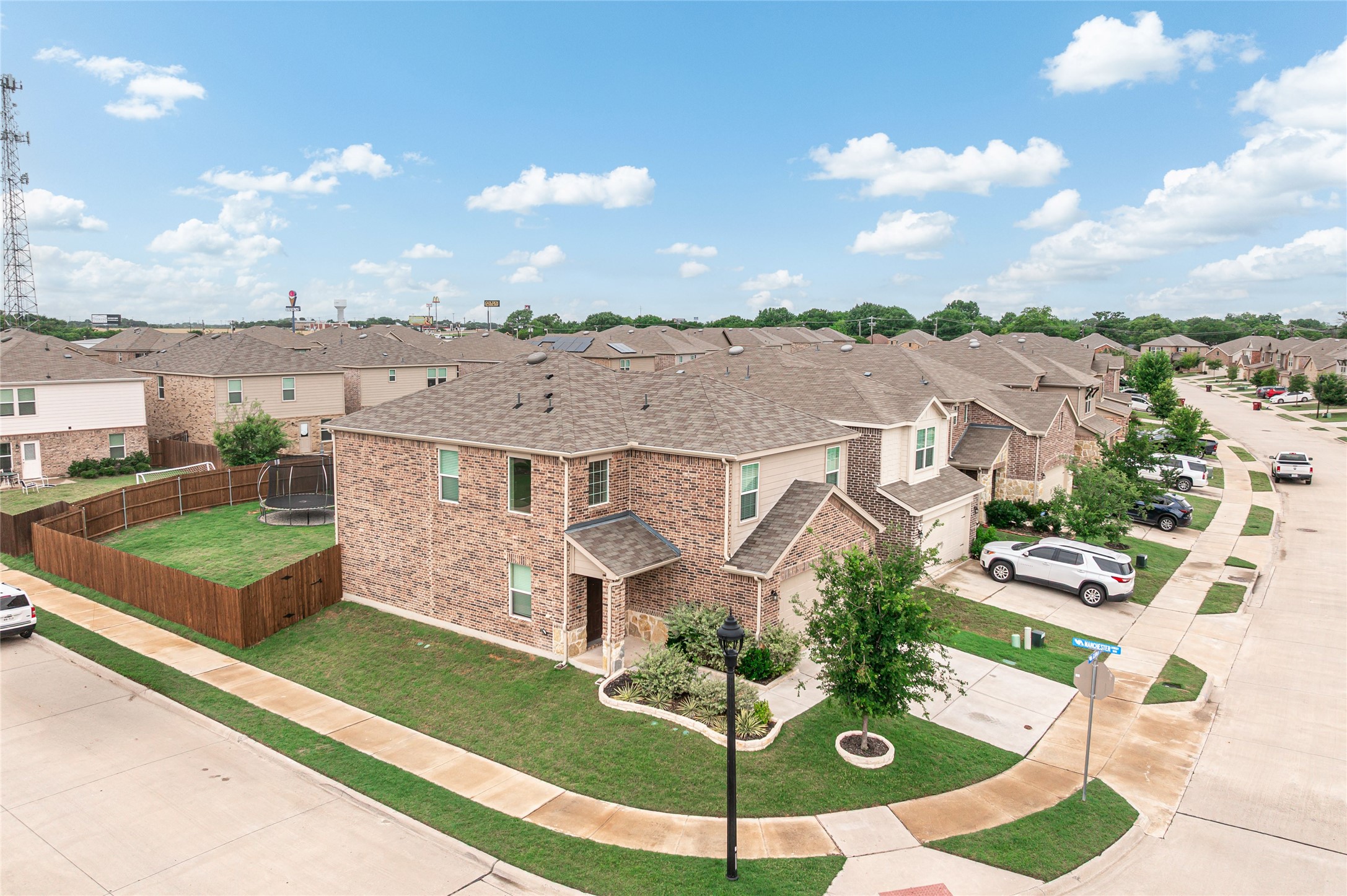 412 Glenwick Lane Van Alstyne TX 75495