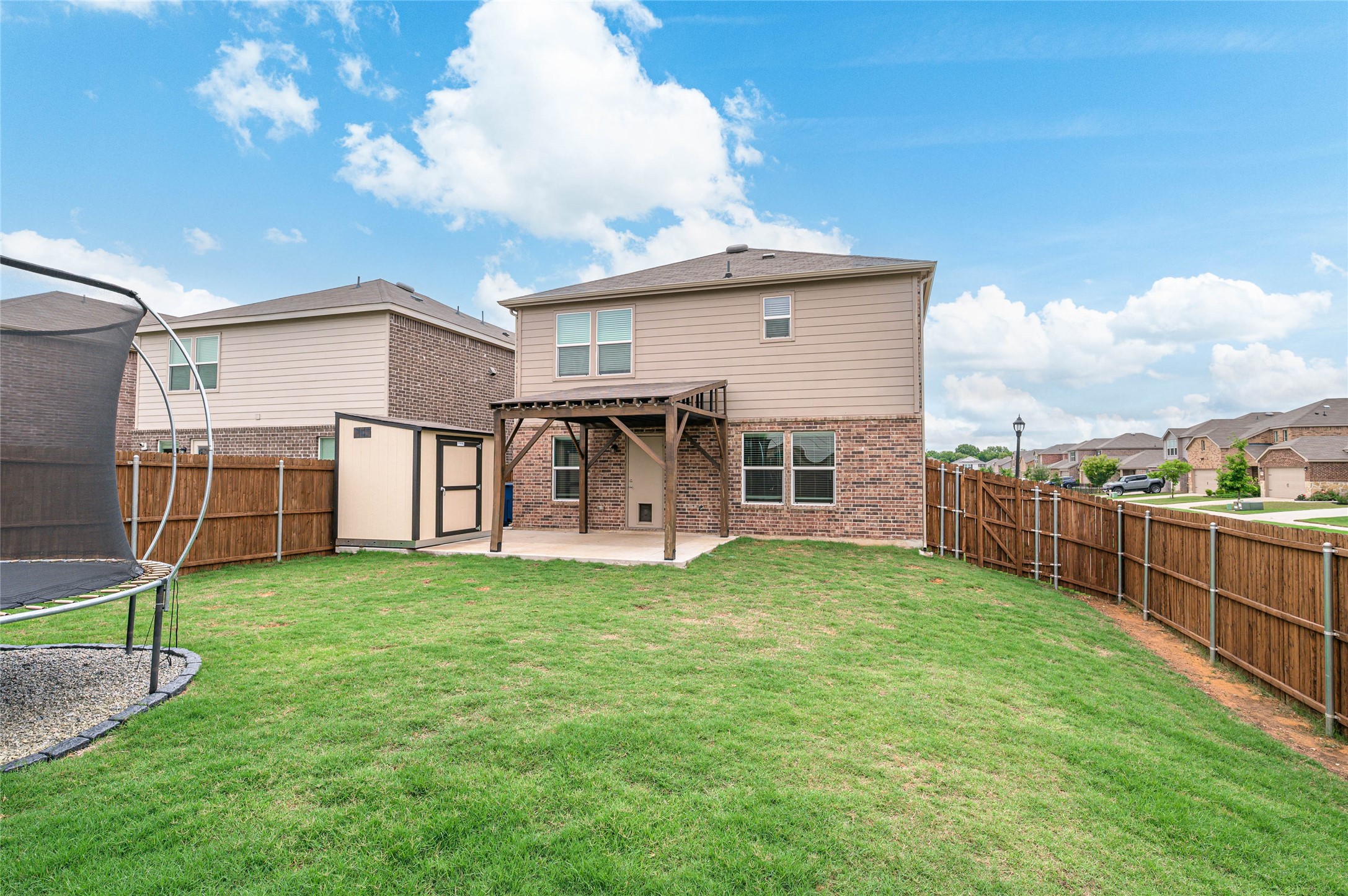 412 Glenwick Lane Van Alstyne TX 75495