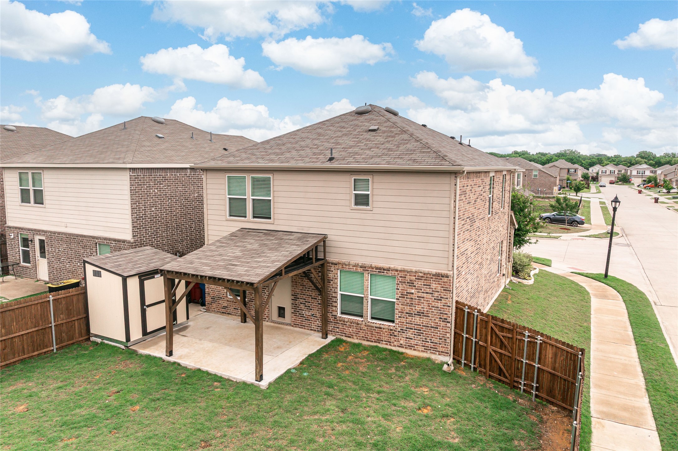 412 Glenwick Lane Van Alstyne TX 75495