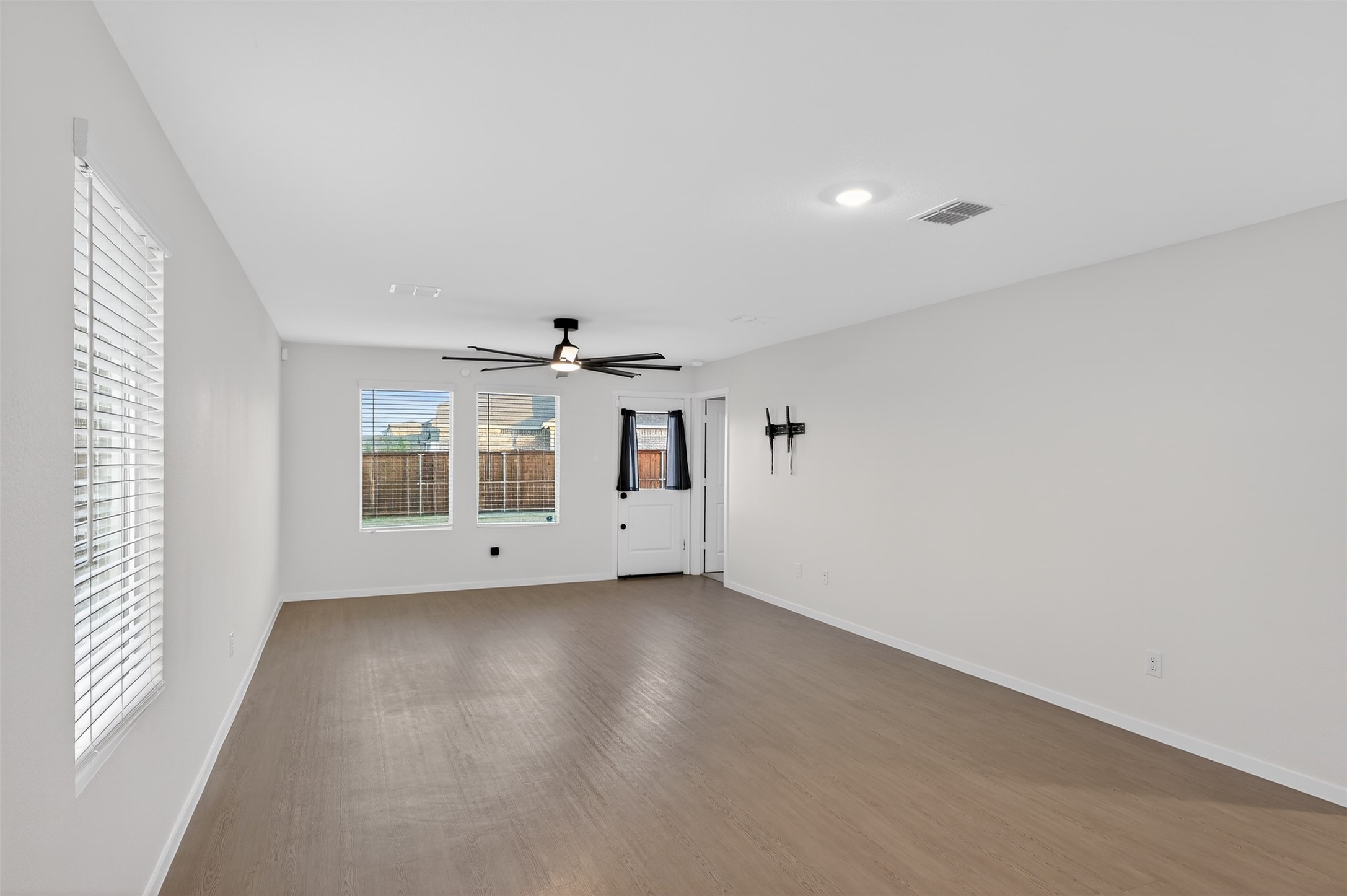 6201 Tilden Avenue Pilot Point TX 76258