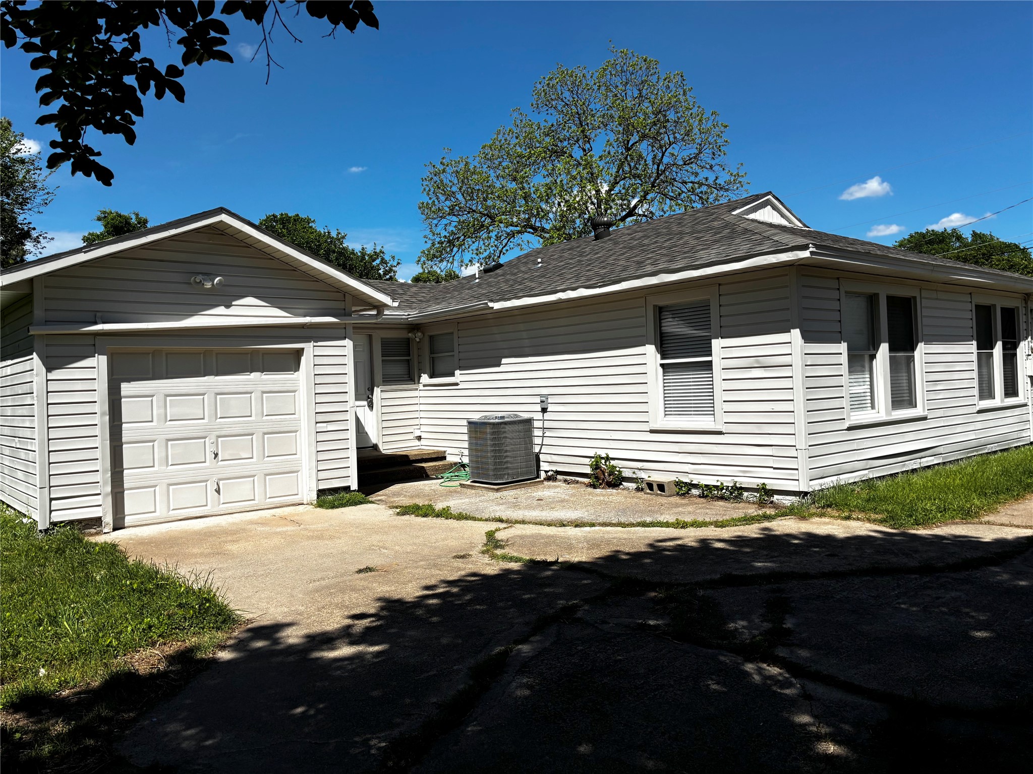 510 Magnolia Street Arlington TX 76012