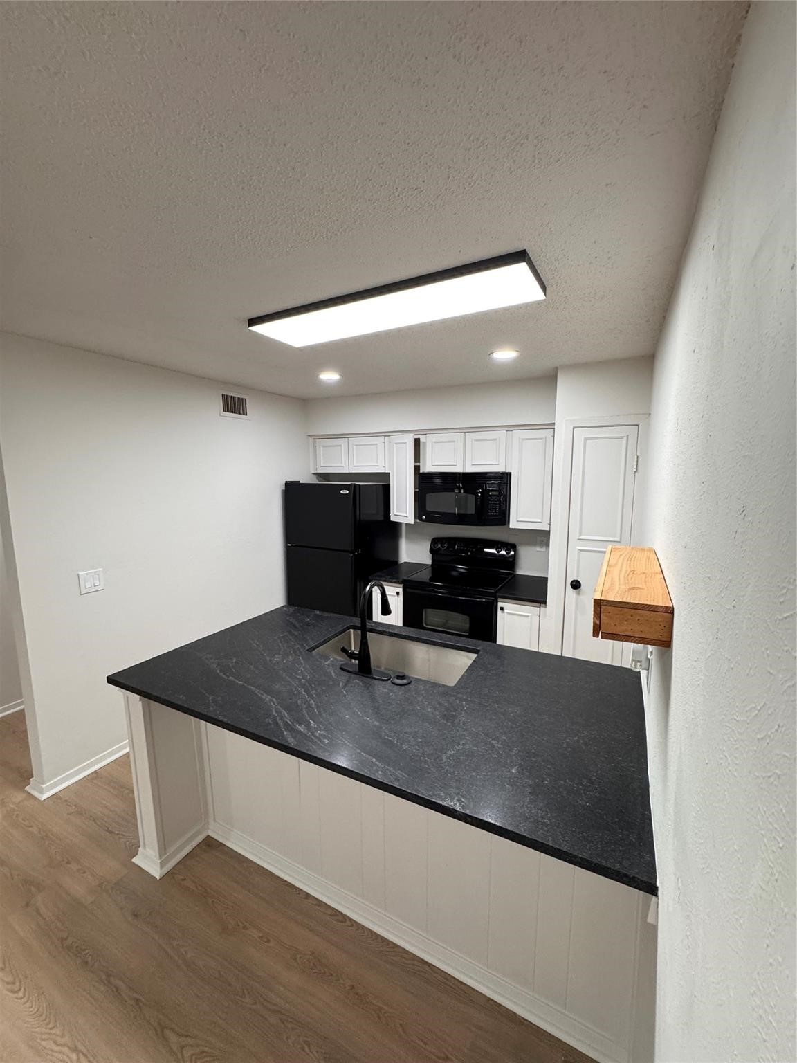 4859 Cedar Springs Road Dallas TX 75219