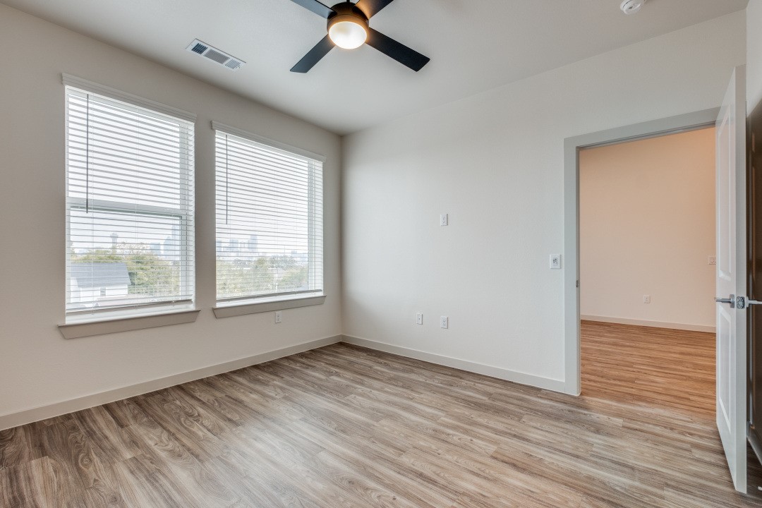 624 N Lancaster Avenue Dallas TX 75203
