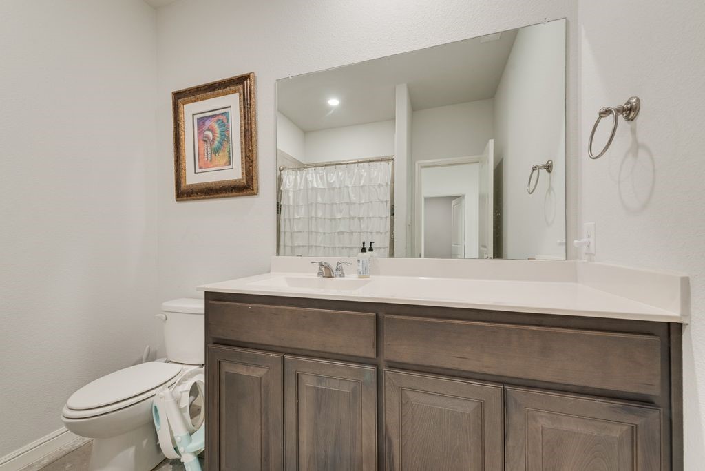 444 Windsail Lane Azle TX 76020