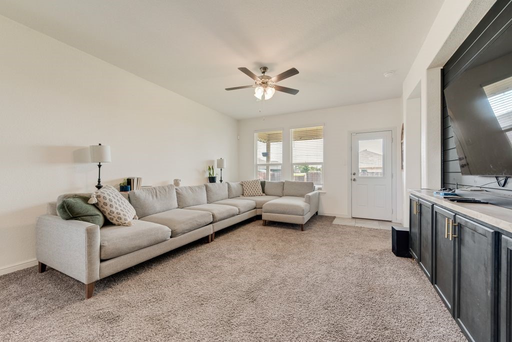 444 Windsail Lane Azle TX 76020