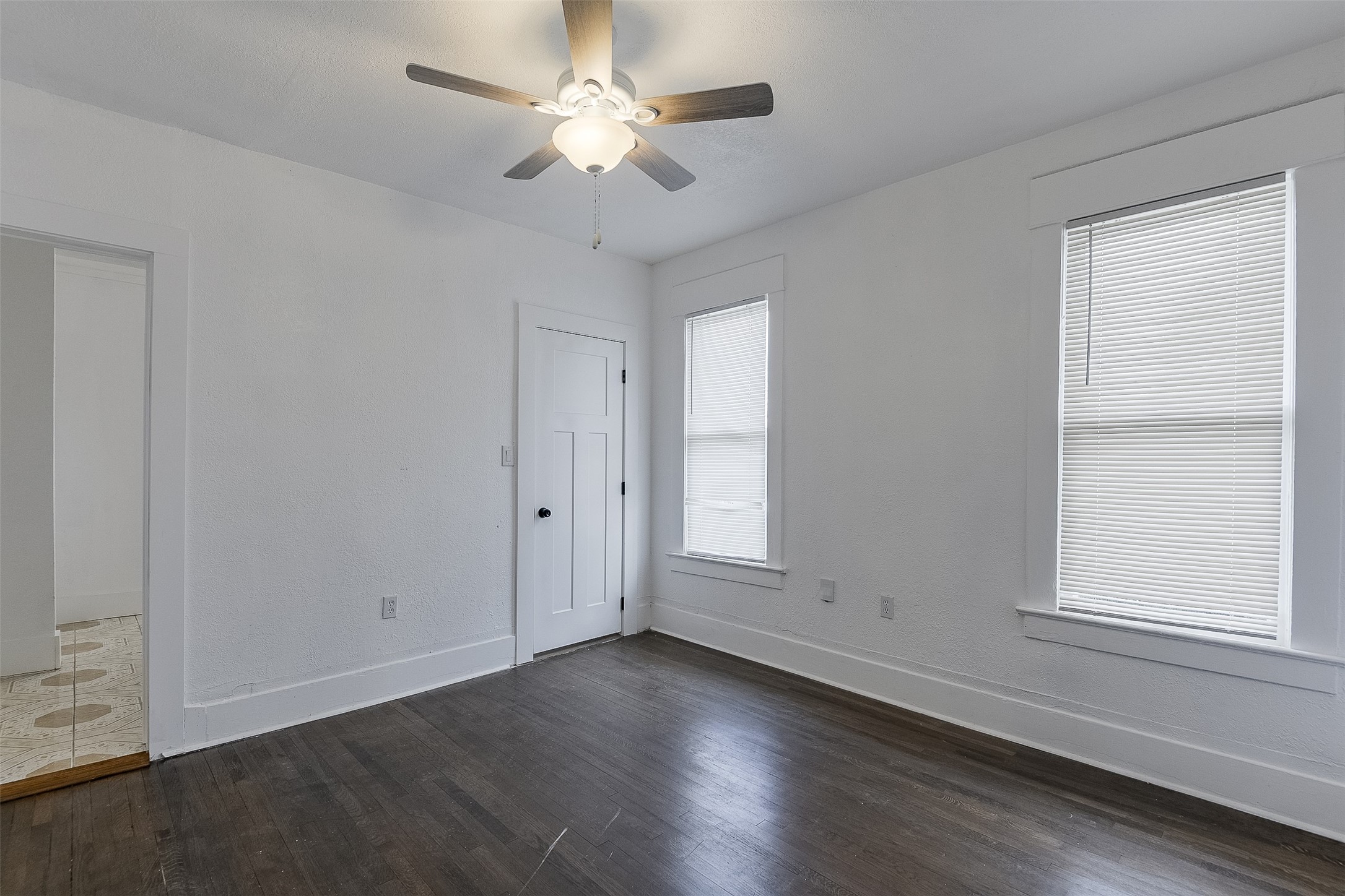 3000 S Jennings Fort Worth TX 76110