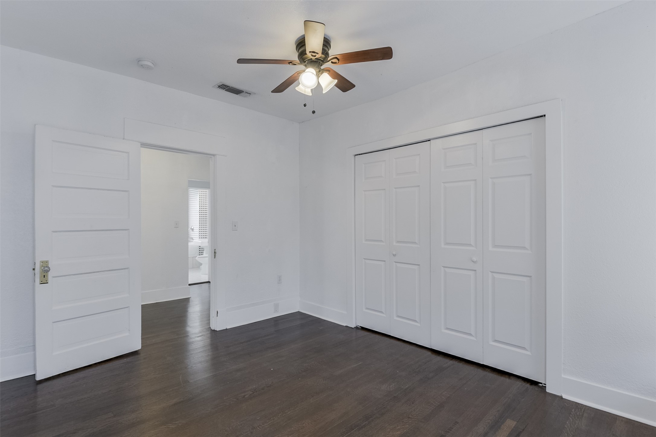 3000 S Jennings Fort Worth TX 76110