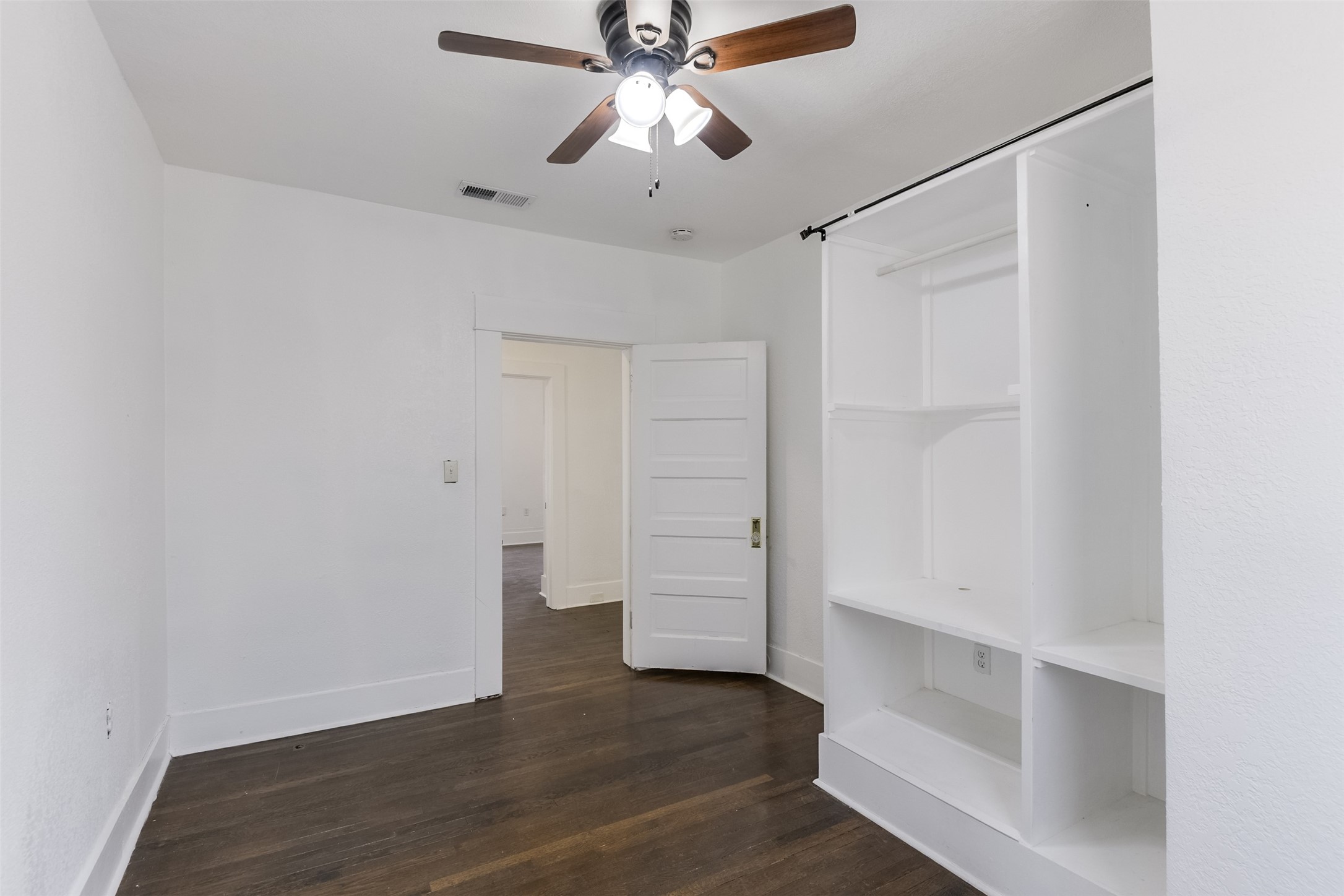 3000 S Jennings Fort Worth TX 76110