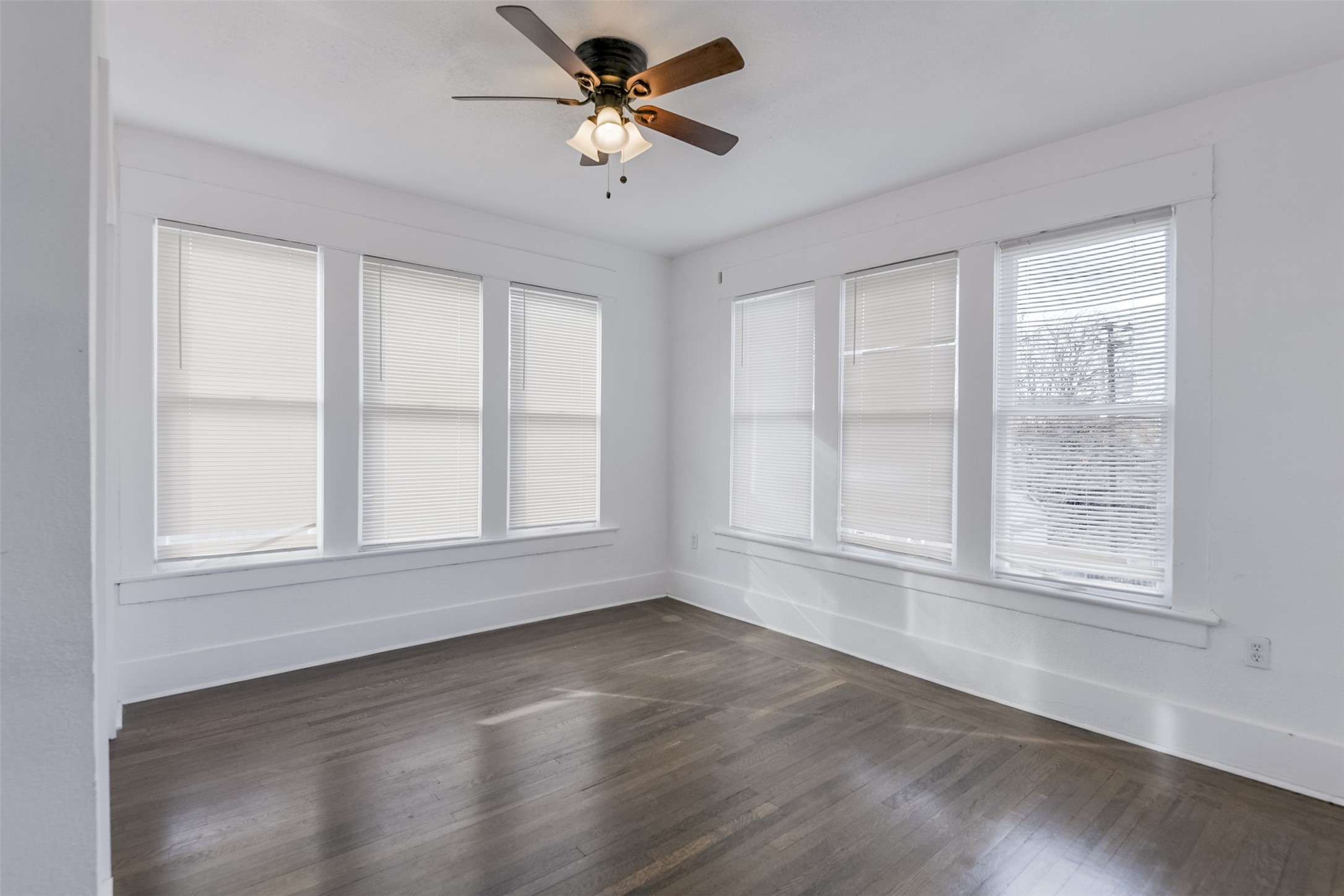 3000 S Jennings Fort Worth TX 76110