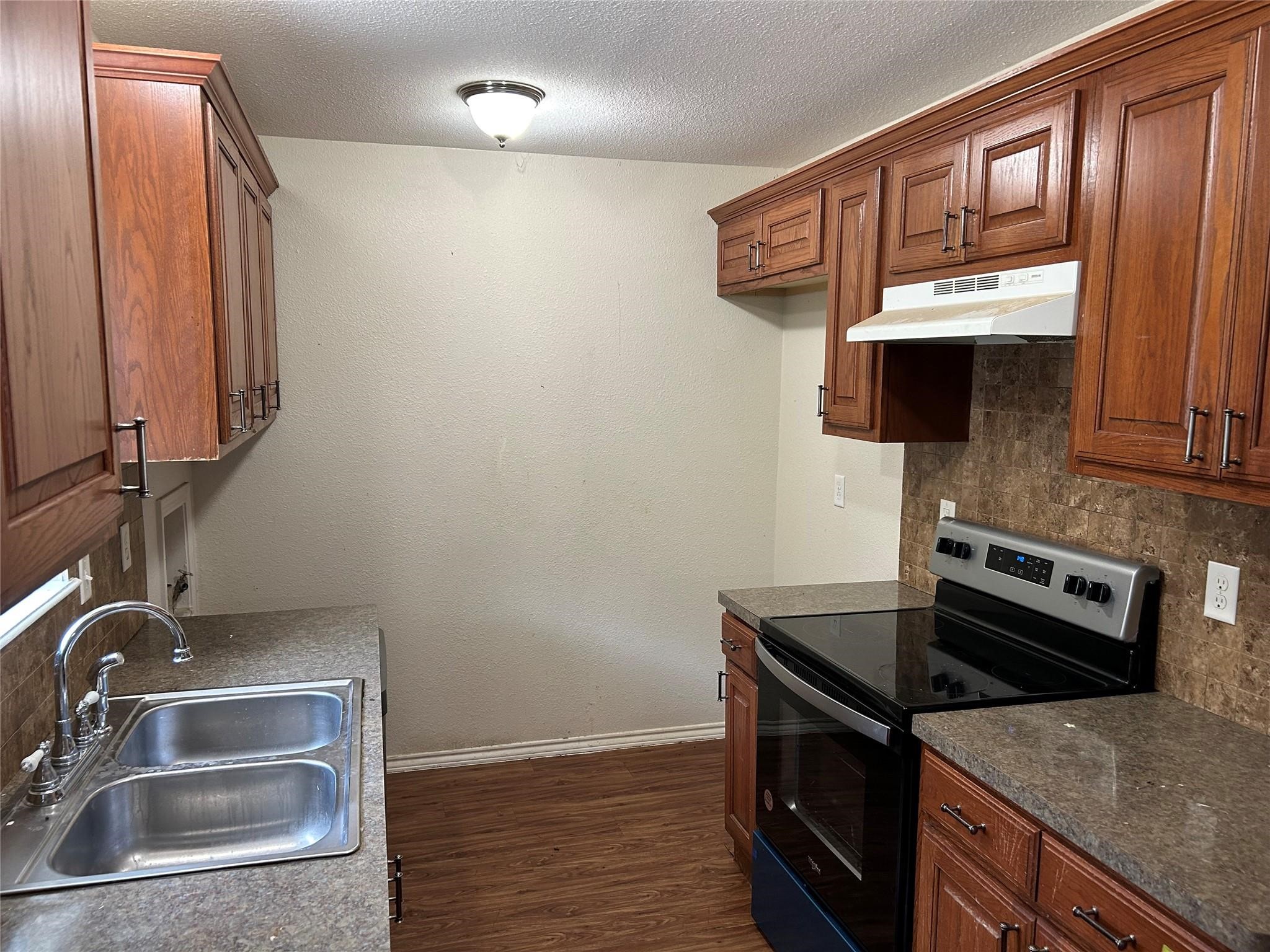 5602 Sundown Lane Garland TX 75043