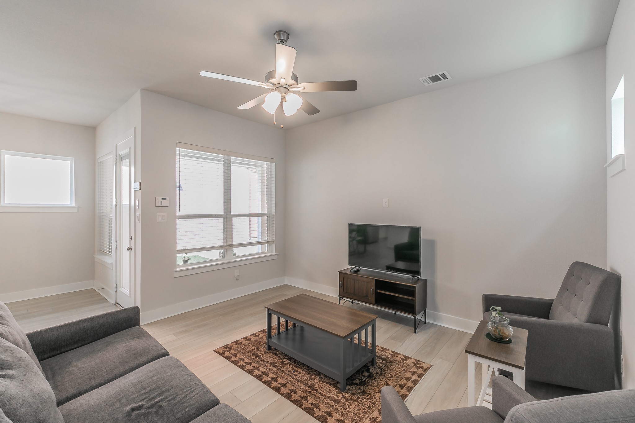 6113 Kendrick Mews North Richland Hills TX 76180