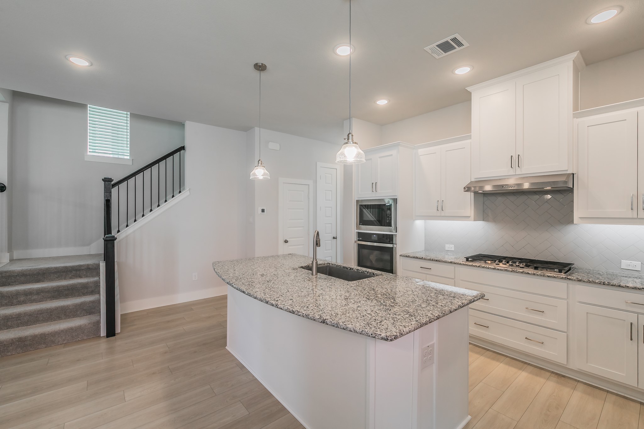6113 Kendrick Mews North Richland Hills TX 76180