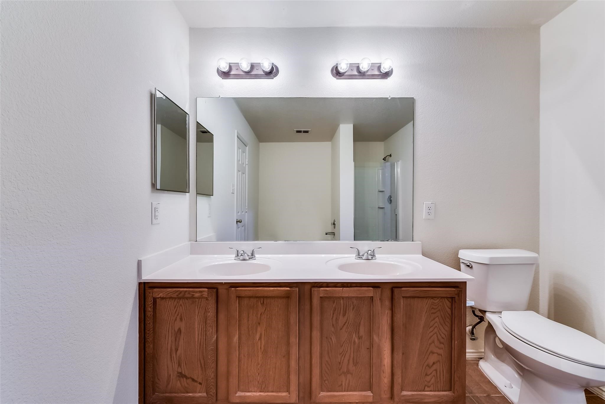 9814 Tucker Lane Frisco TX 75035