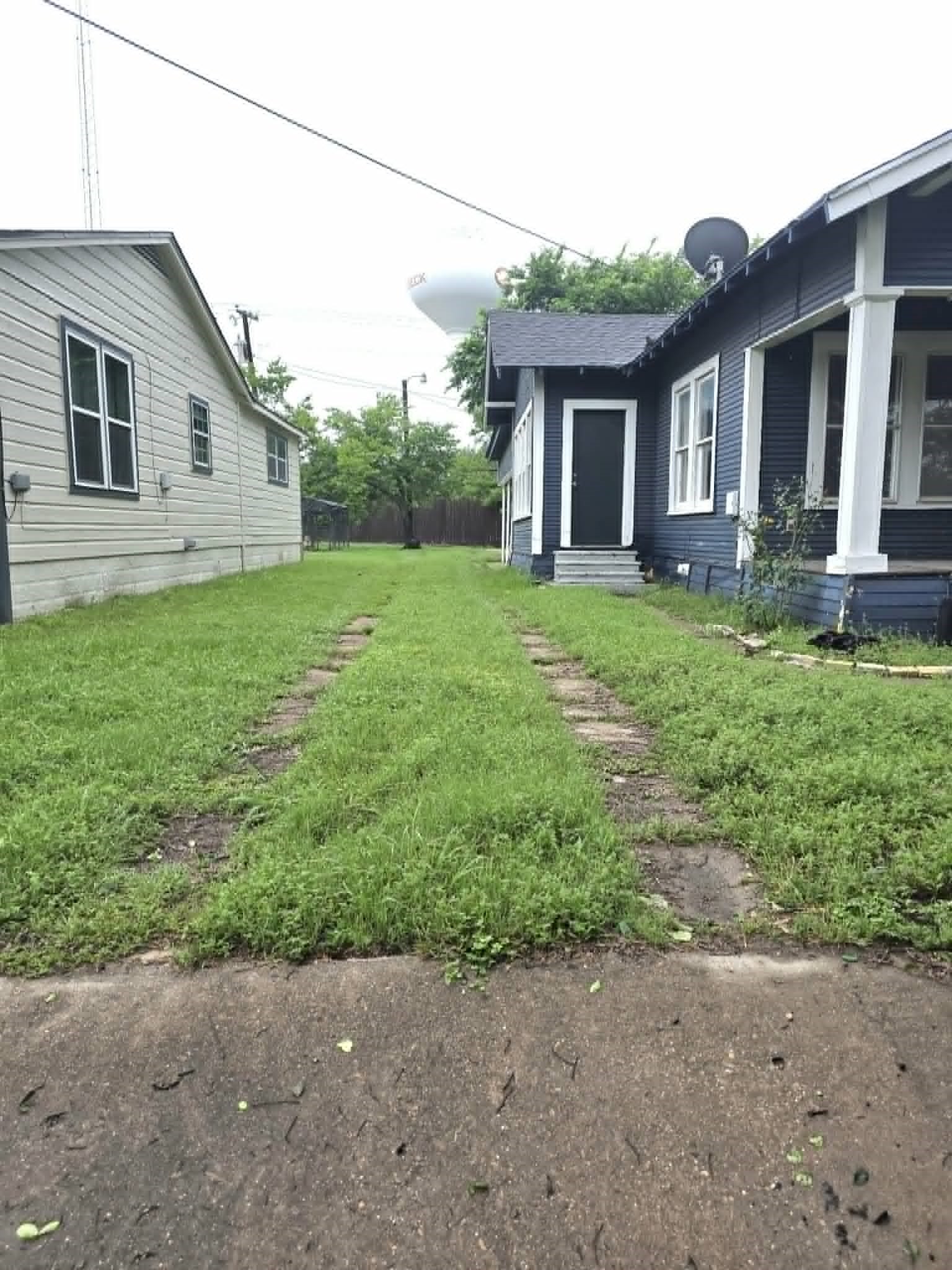 408 W Trinity Street Groesbeck TX 76642