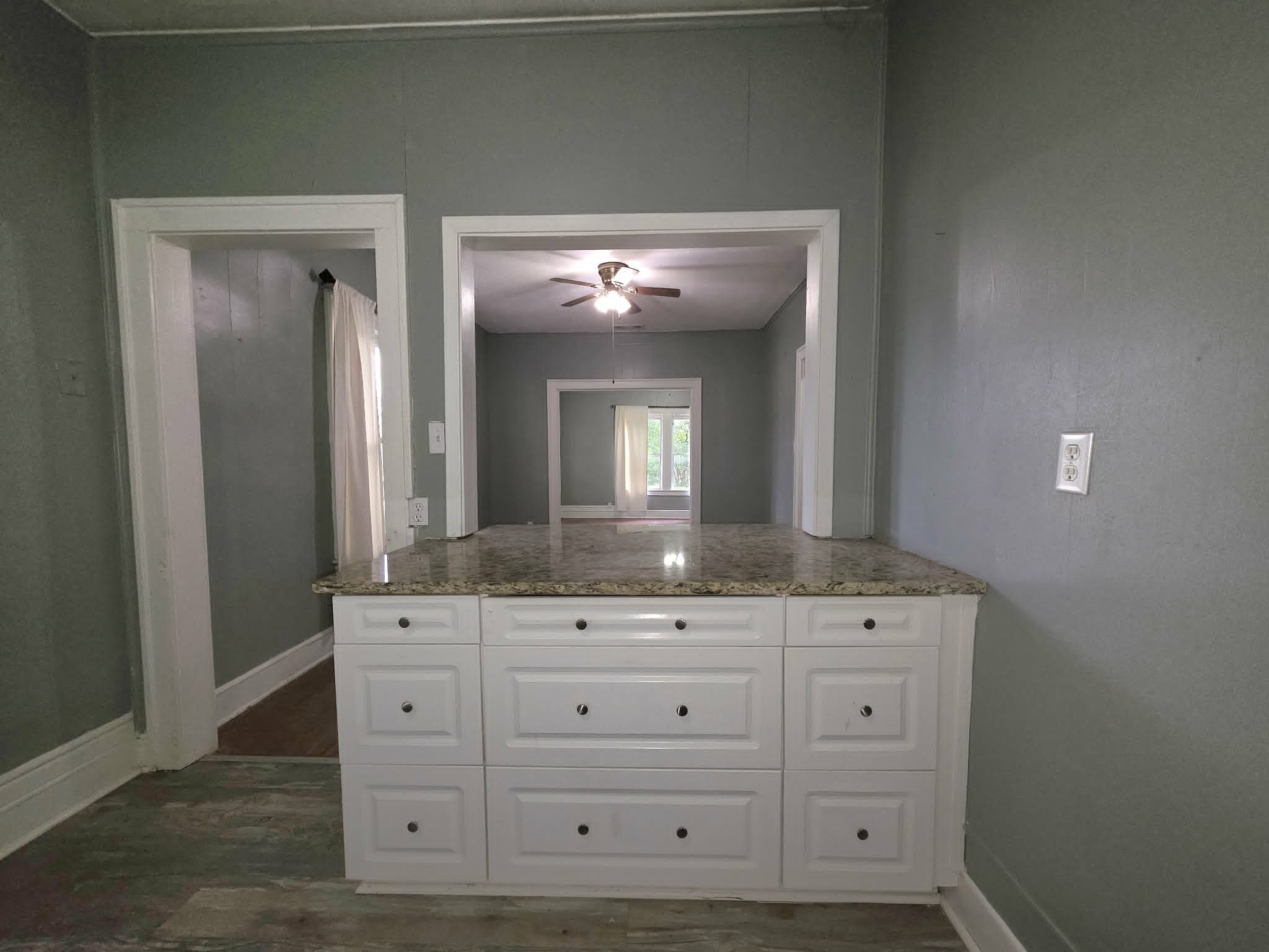 408 W Trinity Street Groesbeck TX 76642