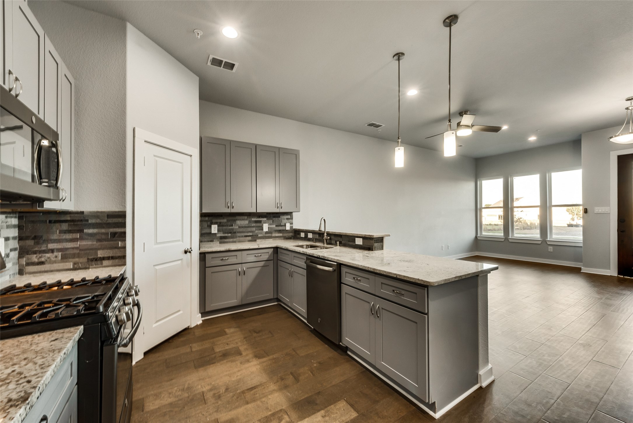 5827 Rivendell Drive Frisco TX 75035