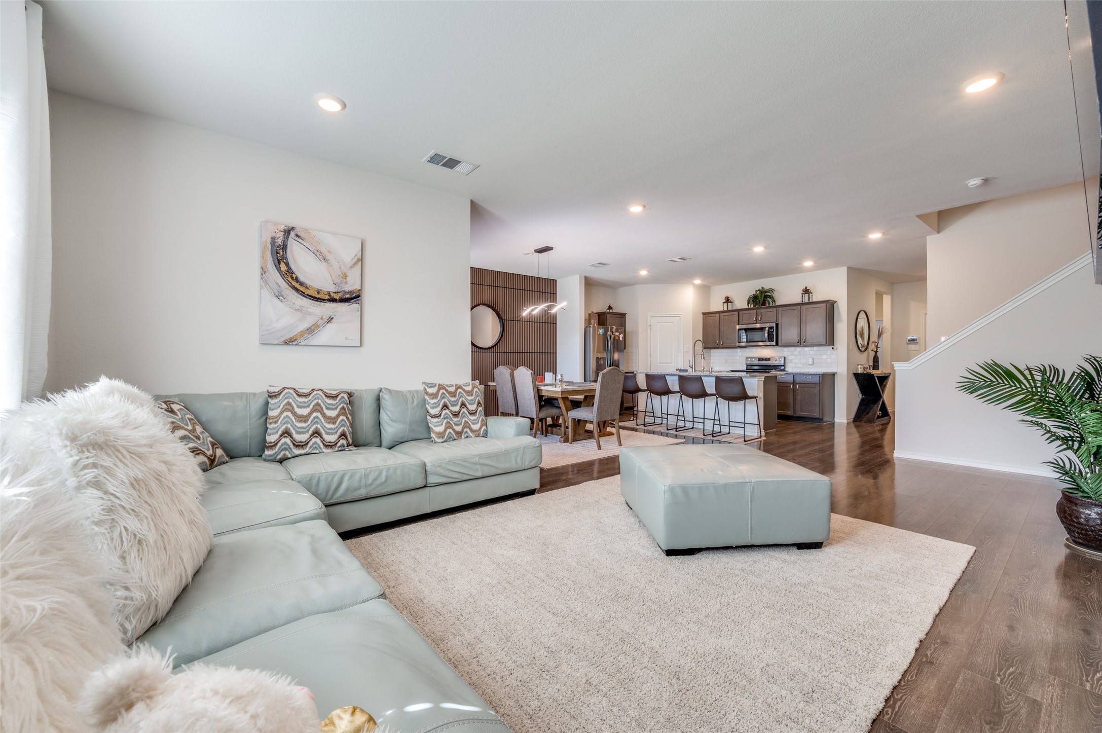 808 Fueller Drive Aubrey TX 76227