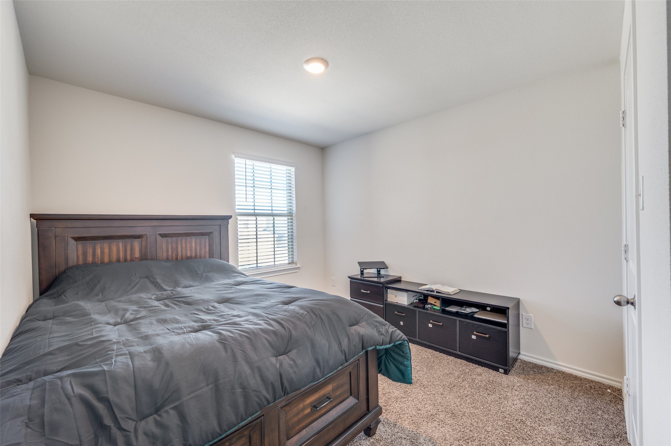 808 Fueller Drive Aubrey TX 76227