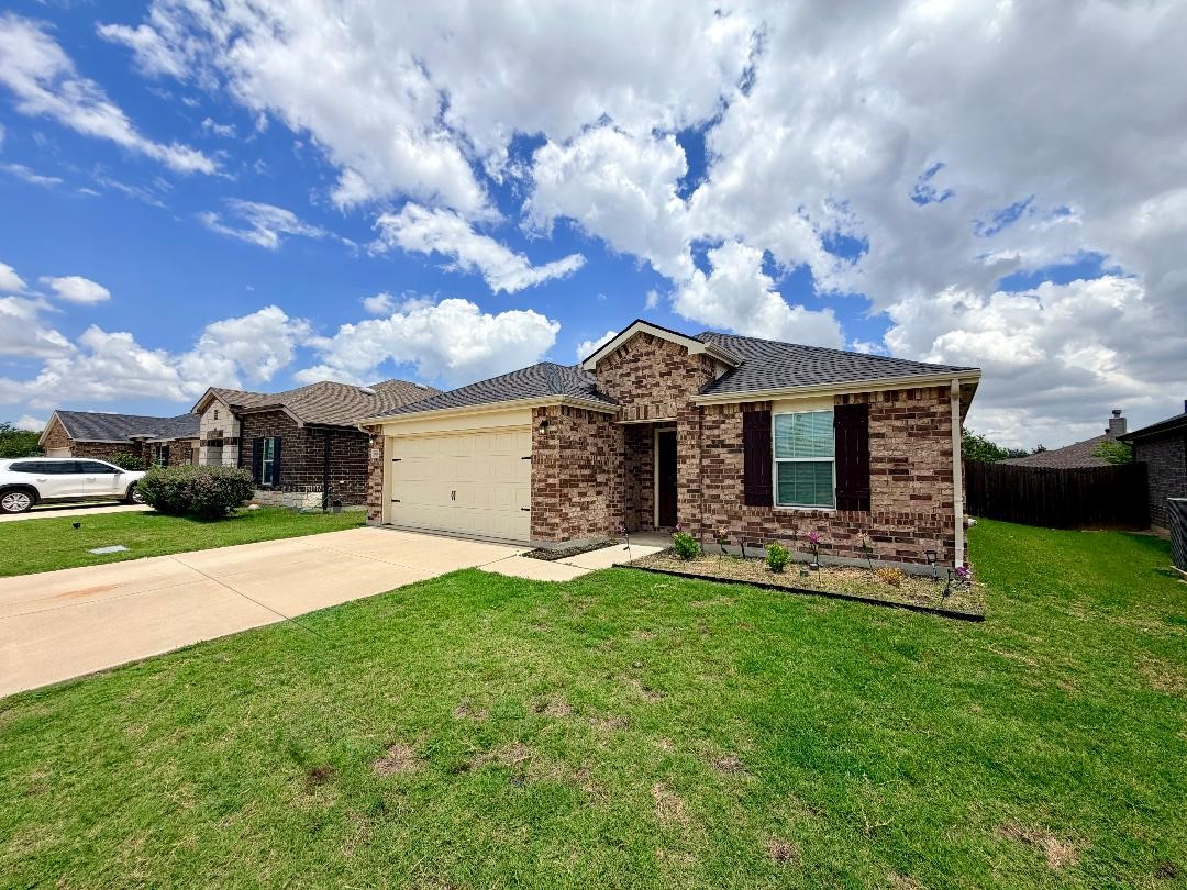 9108 Lookout Point Fort Worth TX 76179