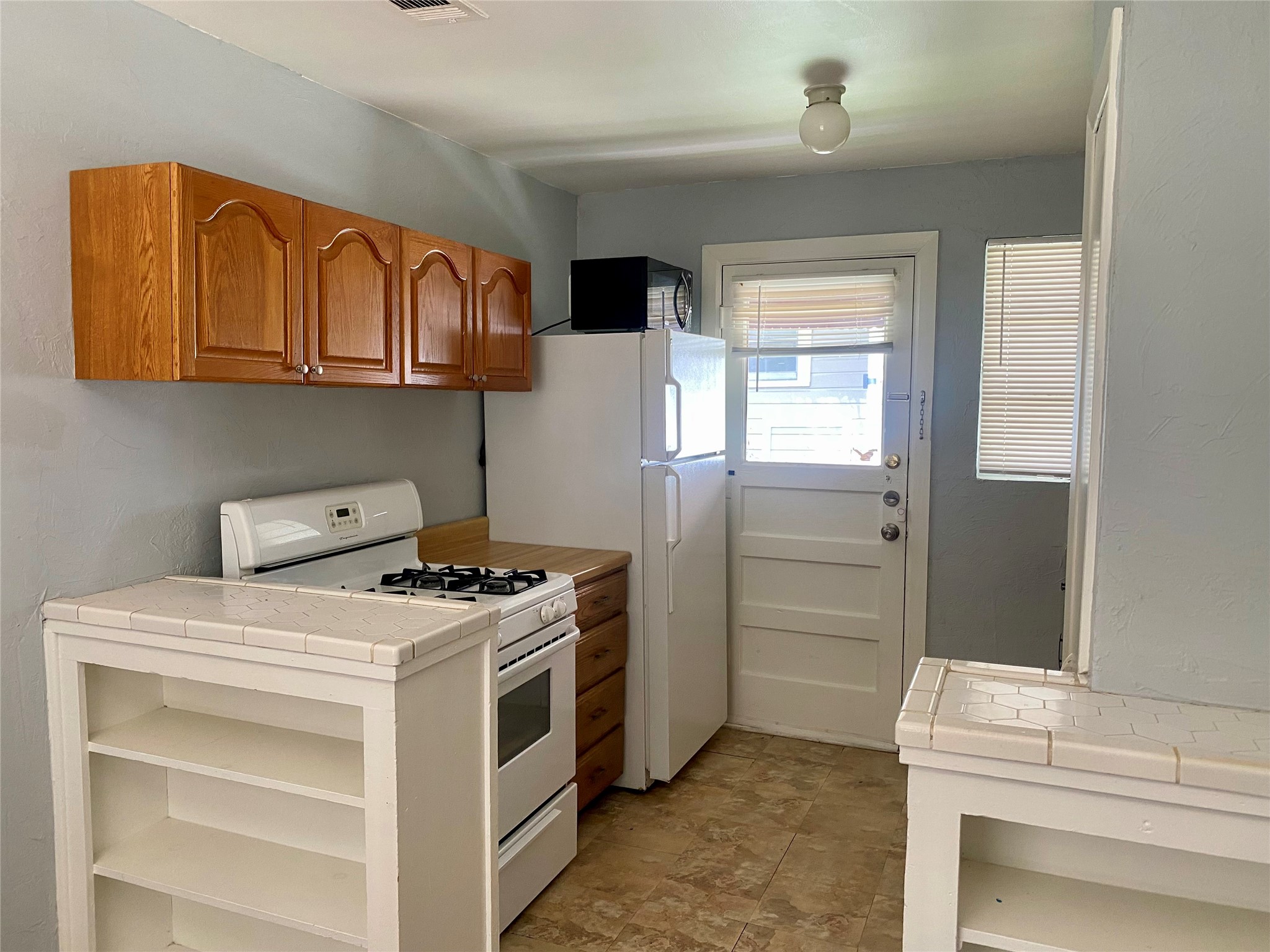 5953 Lewis Street Dallas TX 75206