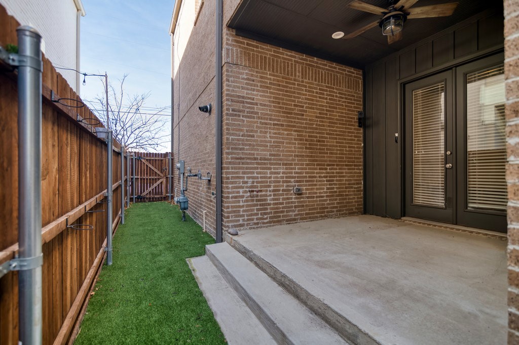 218 Wimberly Street Fort Worth TX 76107