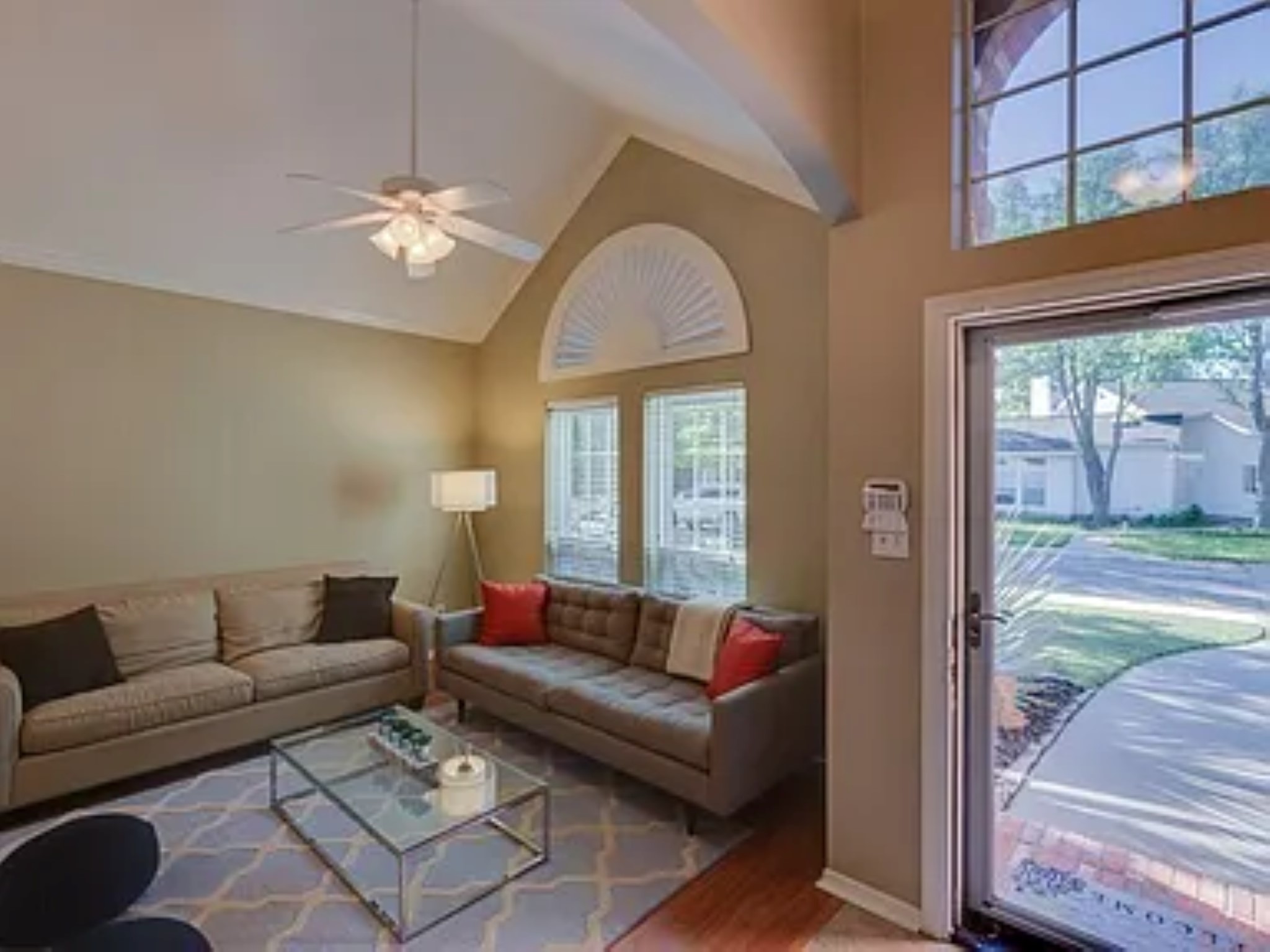 4035 Briarbend Road Dallas TX 75287