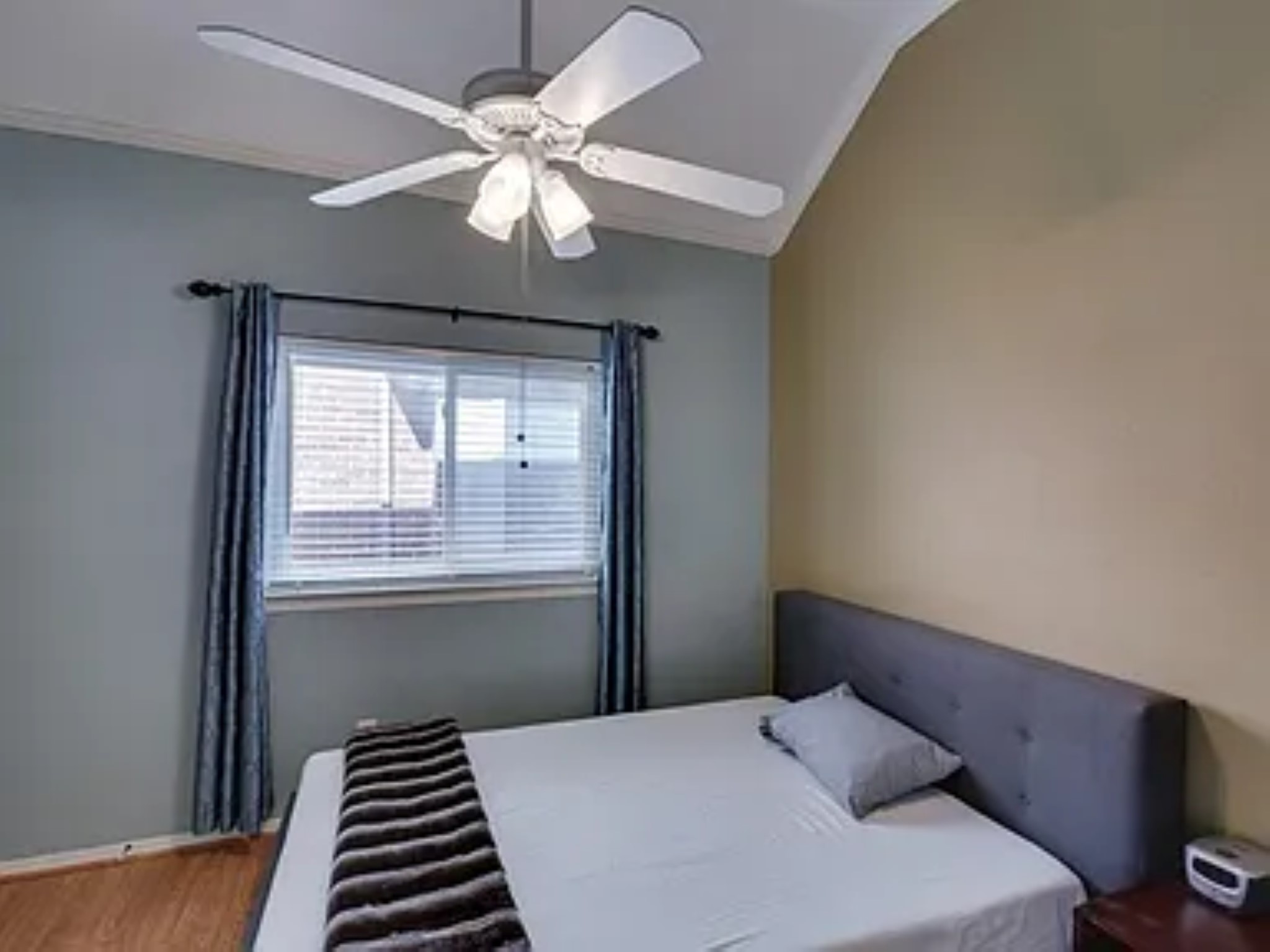 4035 Briarbend Road Dallas TX 75287