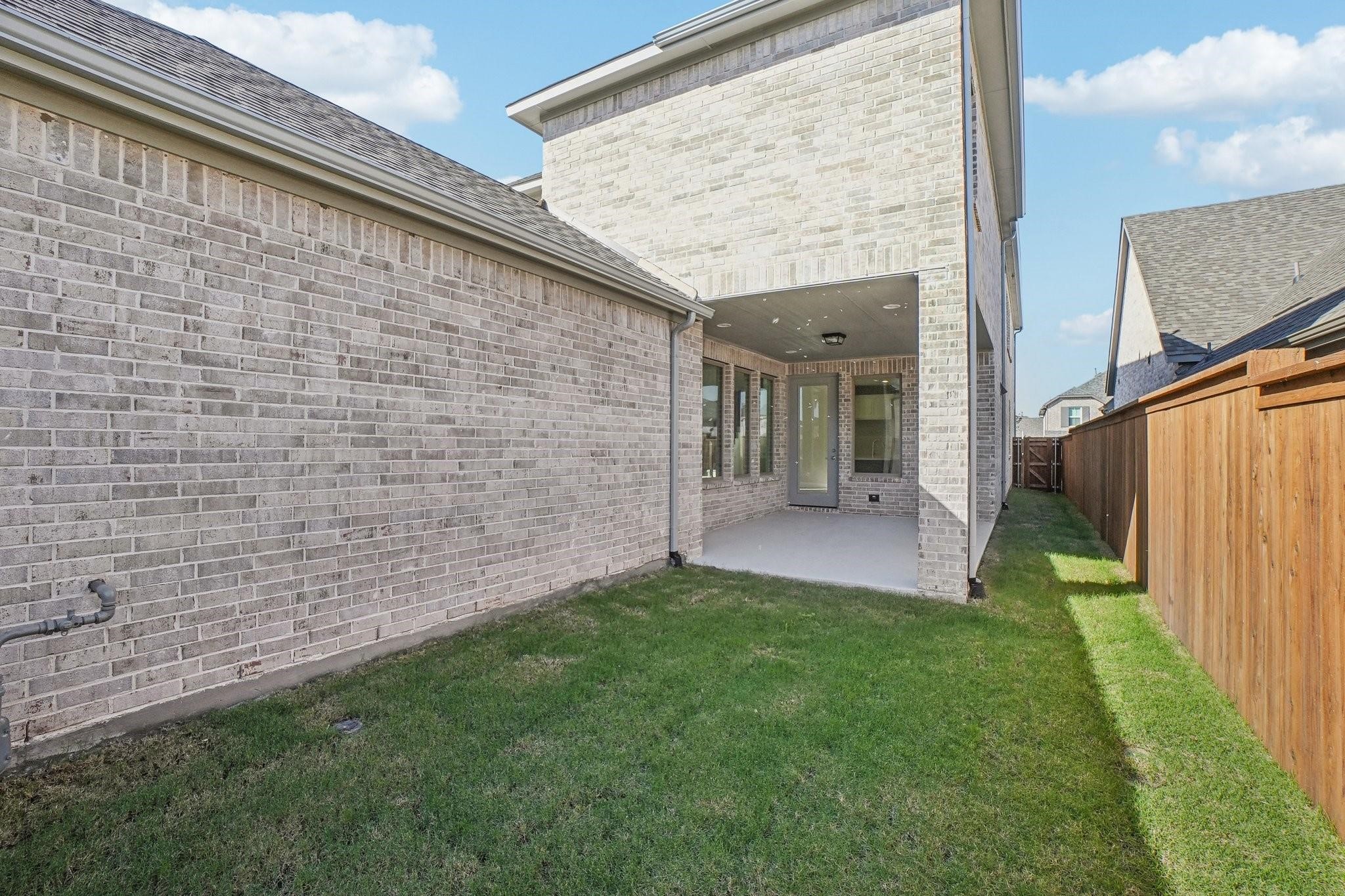 1628 Victoria Place Celina TX 75009