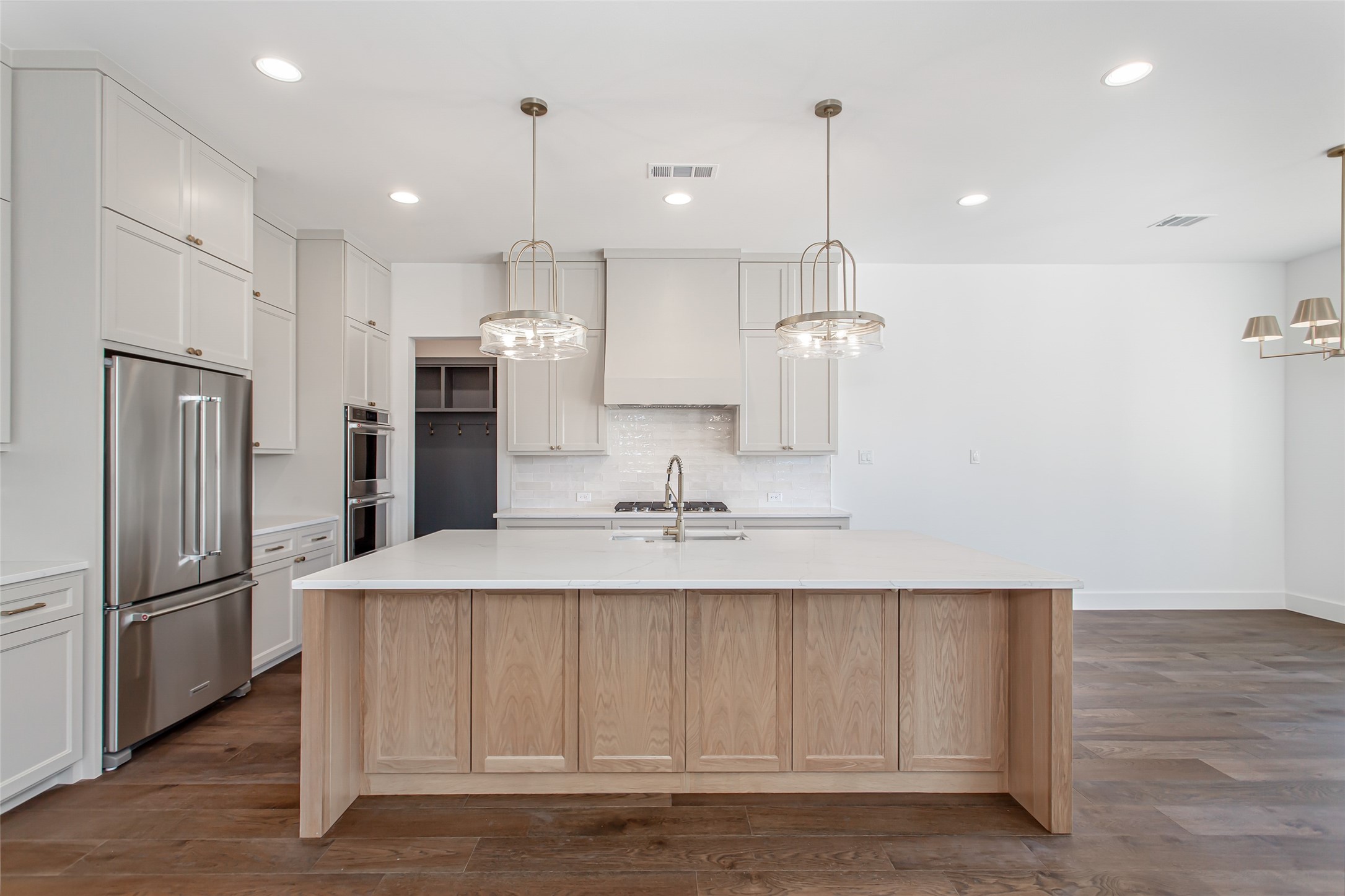1107 Mount Auburn Avenue Dallas TX 75223