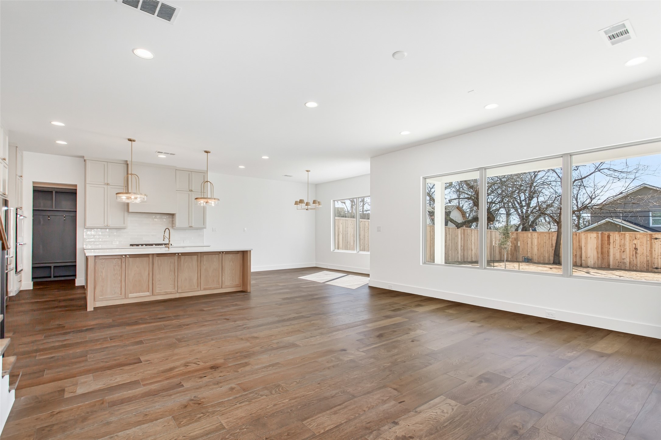 1107 Mount Auburn Avenue Dallas TX 75223