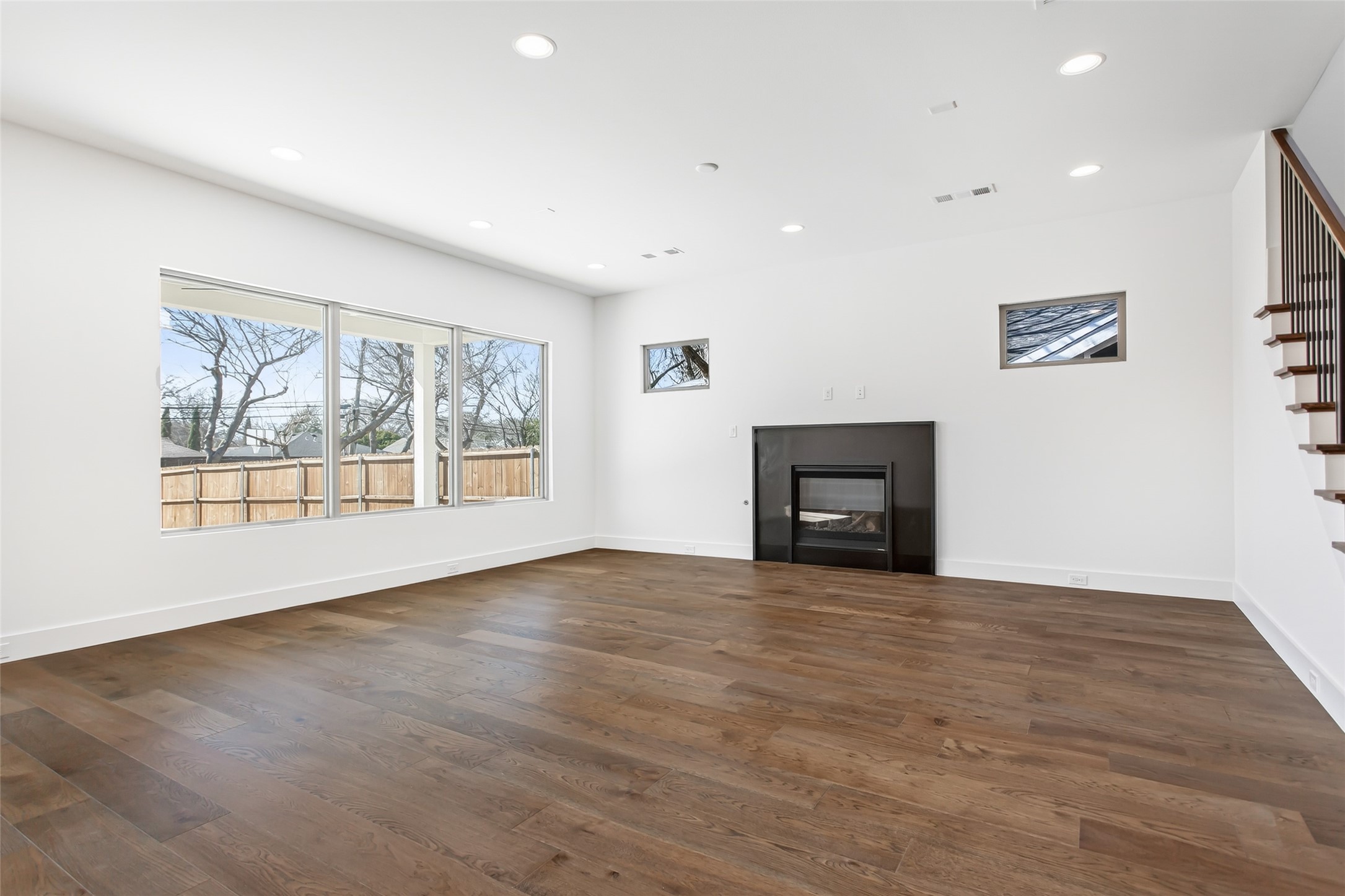 1107 Mount Auburn Avenue Dallas TX 75223
