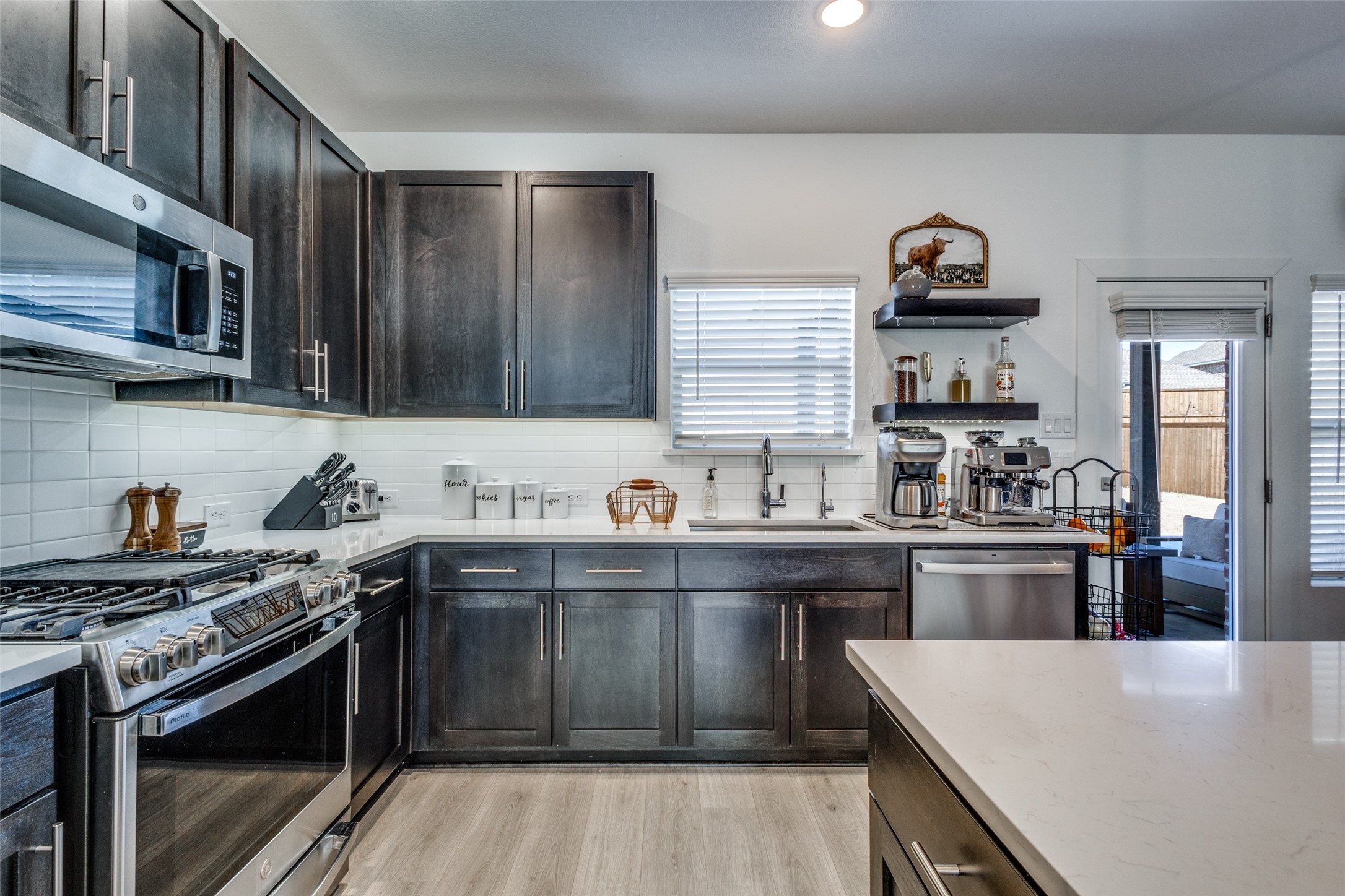 552 Brook View Drive Van Alstyne TX 75495