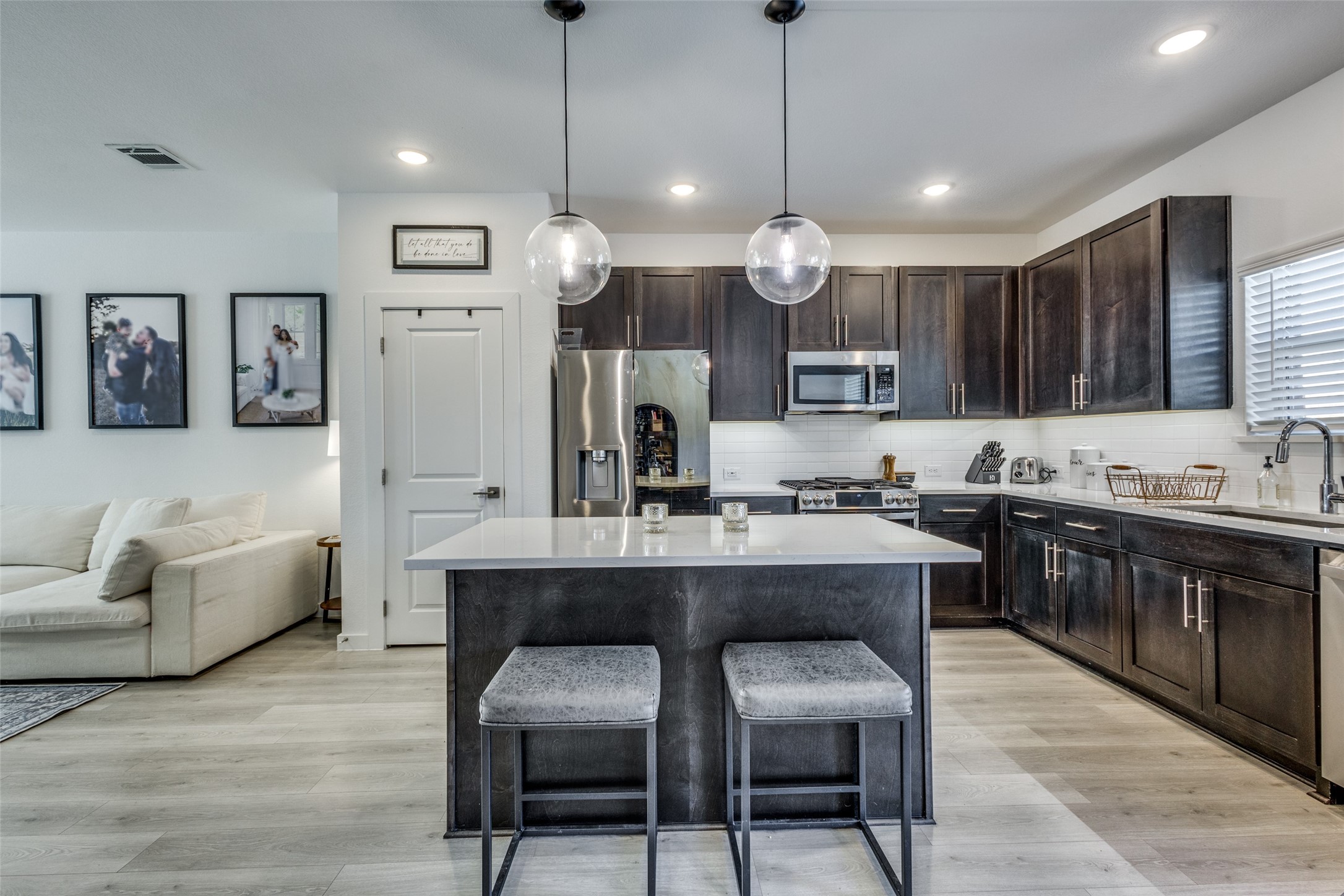 552 Brook View Drive Van Alstyne TX 75495