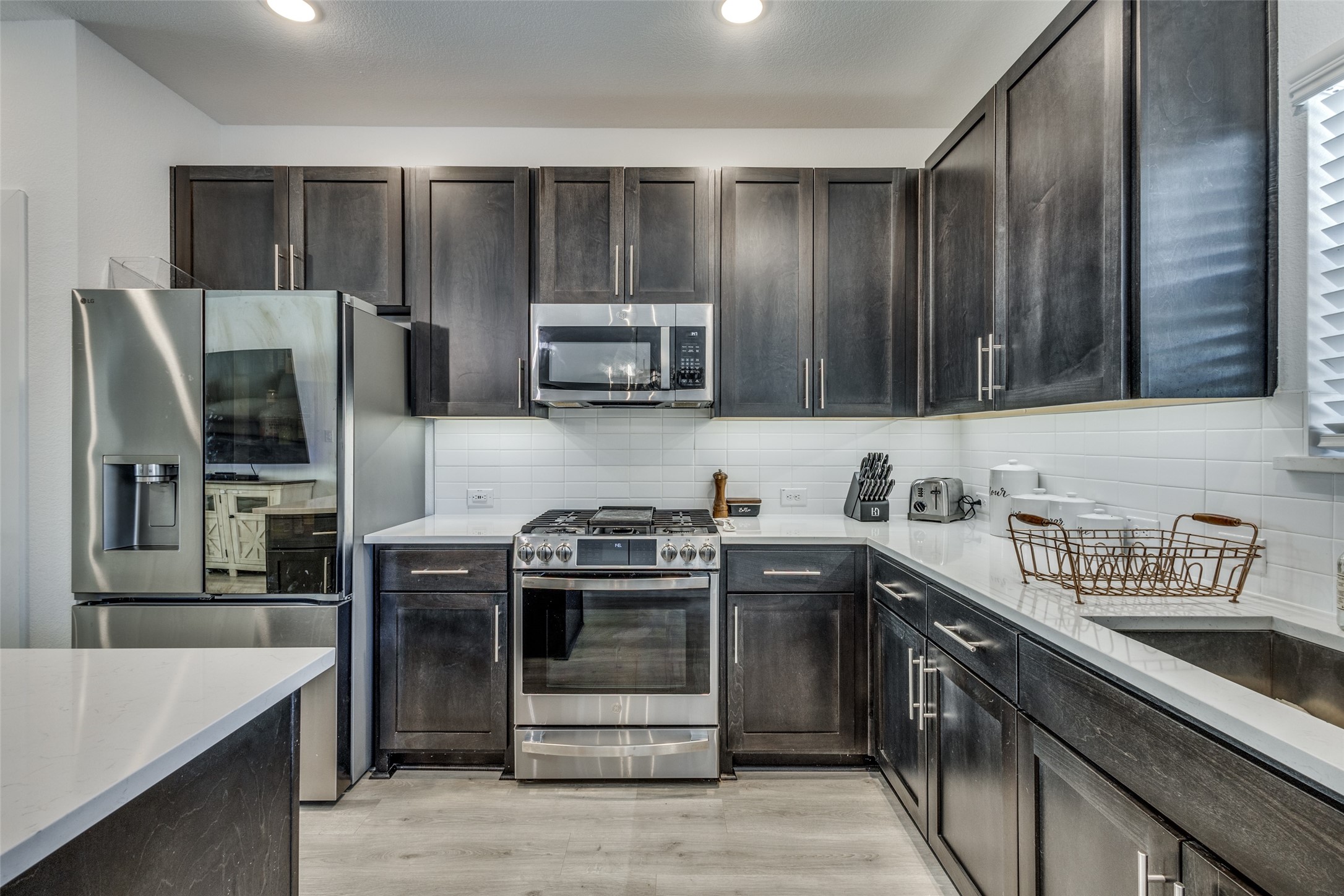 552 Brook View Drive Van Alstyne TX 75495