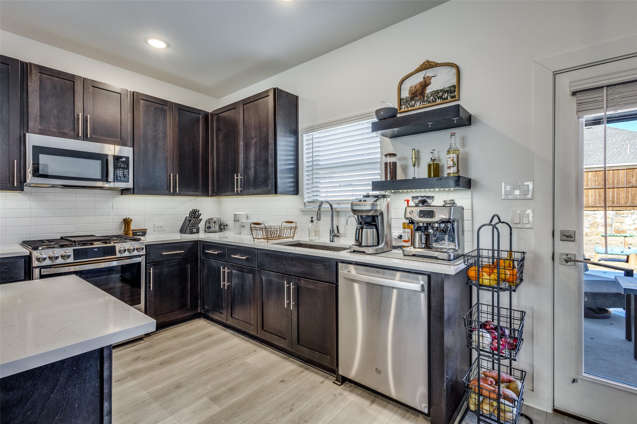 552 Brook View Drive Van Alstyne TX 75495