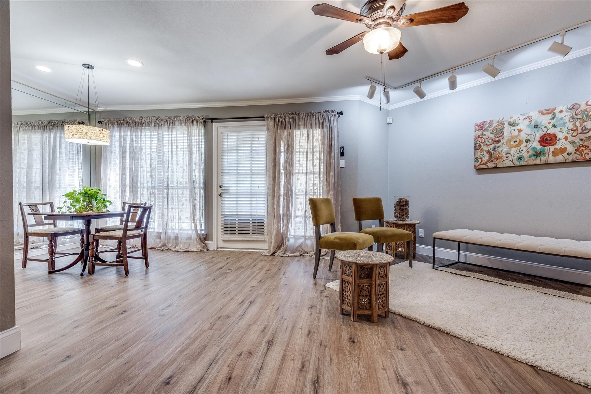 16301 Ledgemont Lane Addison TX 75001