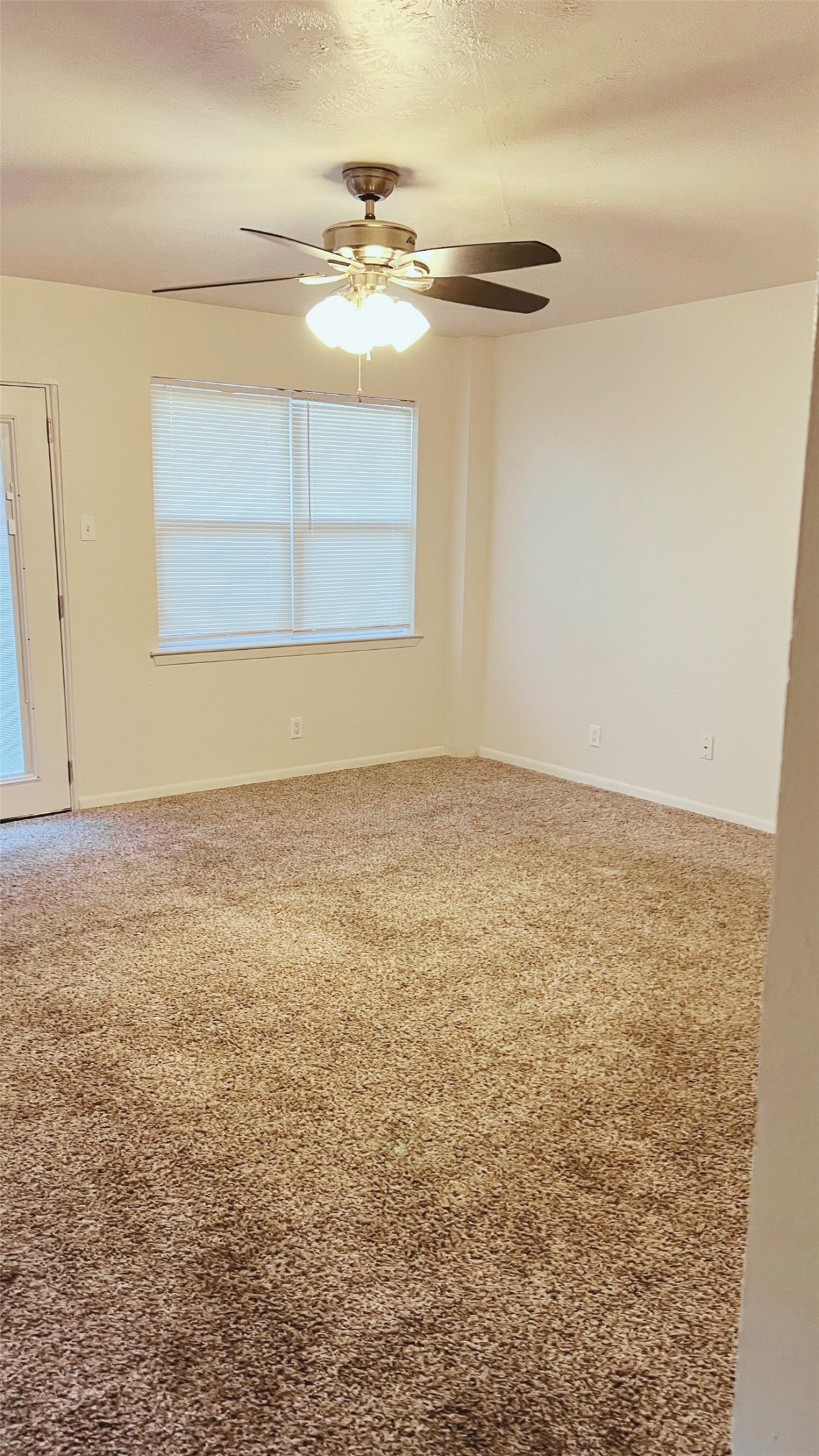 606 W Main Street Waxahachie TX 75165